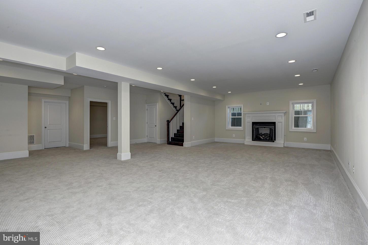 EL NIDO ESTATES - Residential