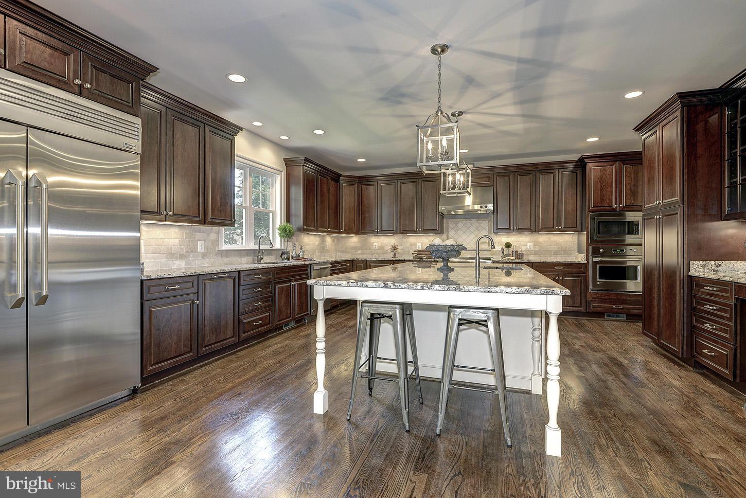 EL NIDO ESTATES - Residential