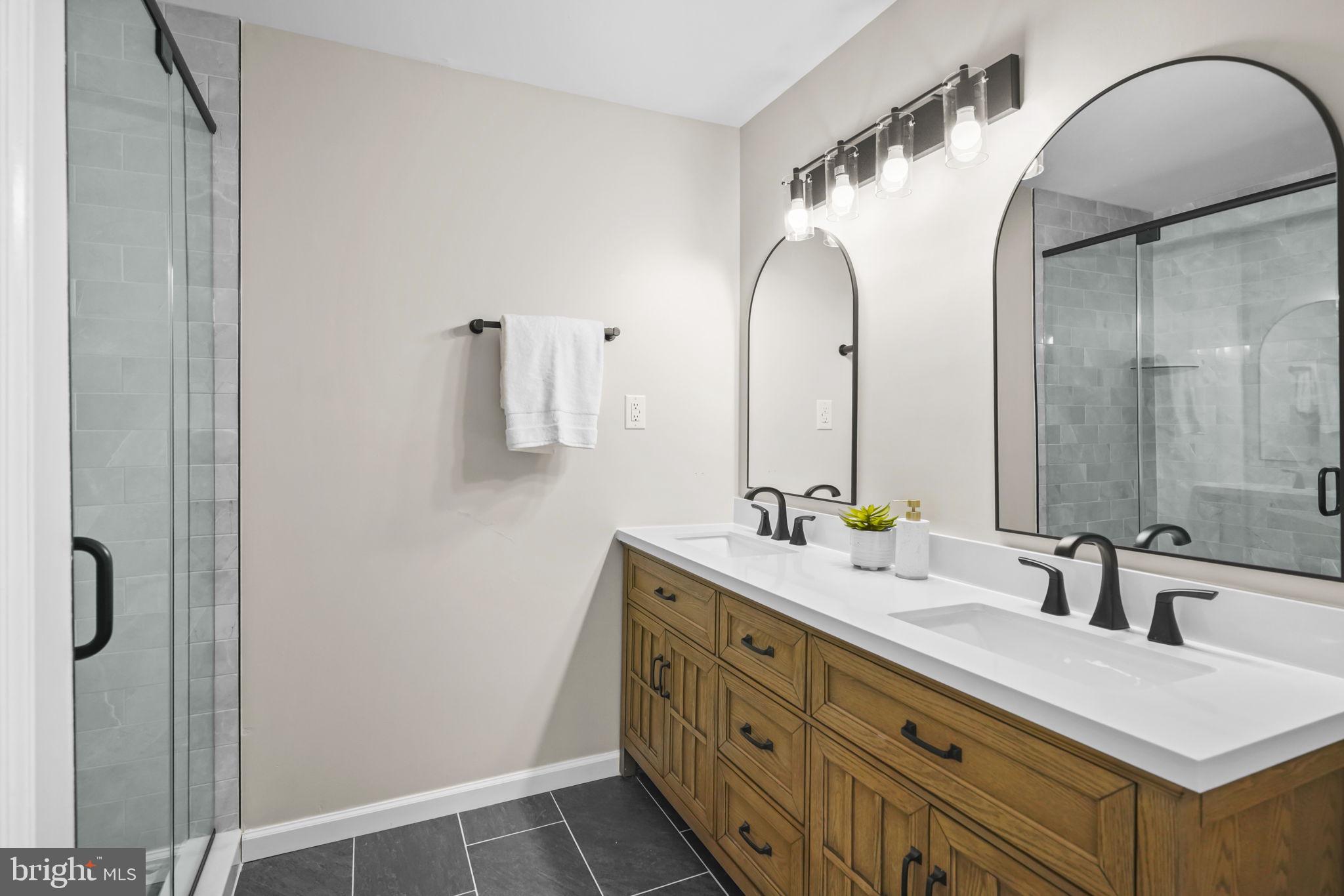 CLARKS RUN - Residential