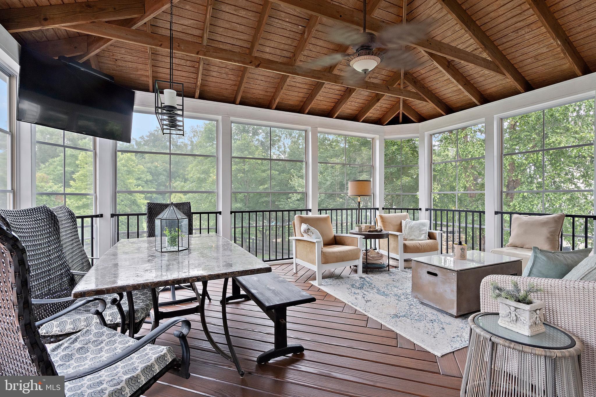 LENAH RUN - Residential