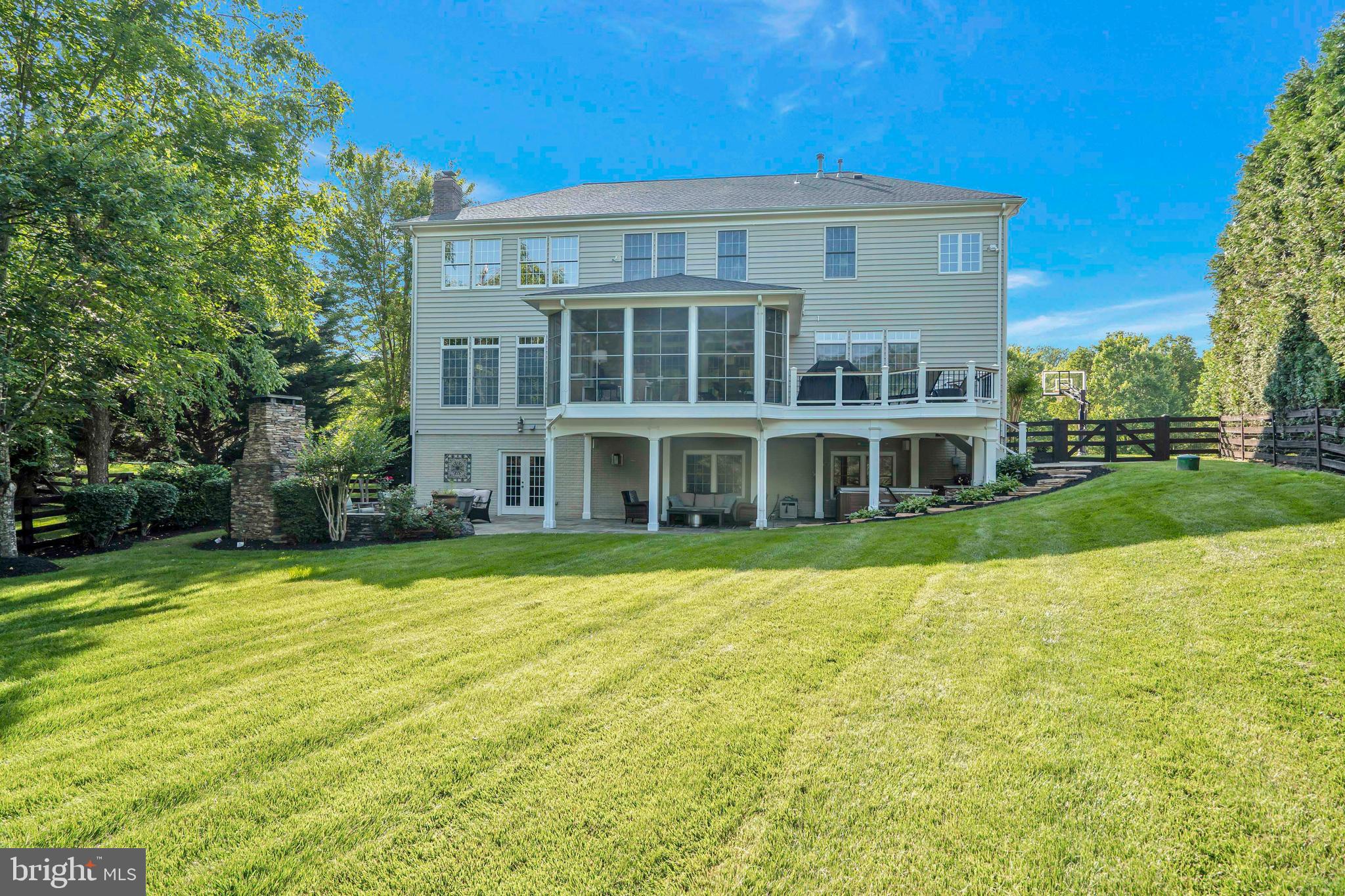 LENAH RUN - Residential