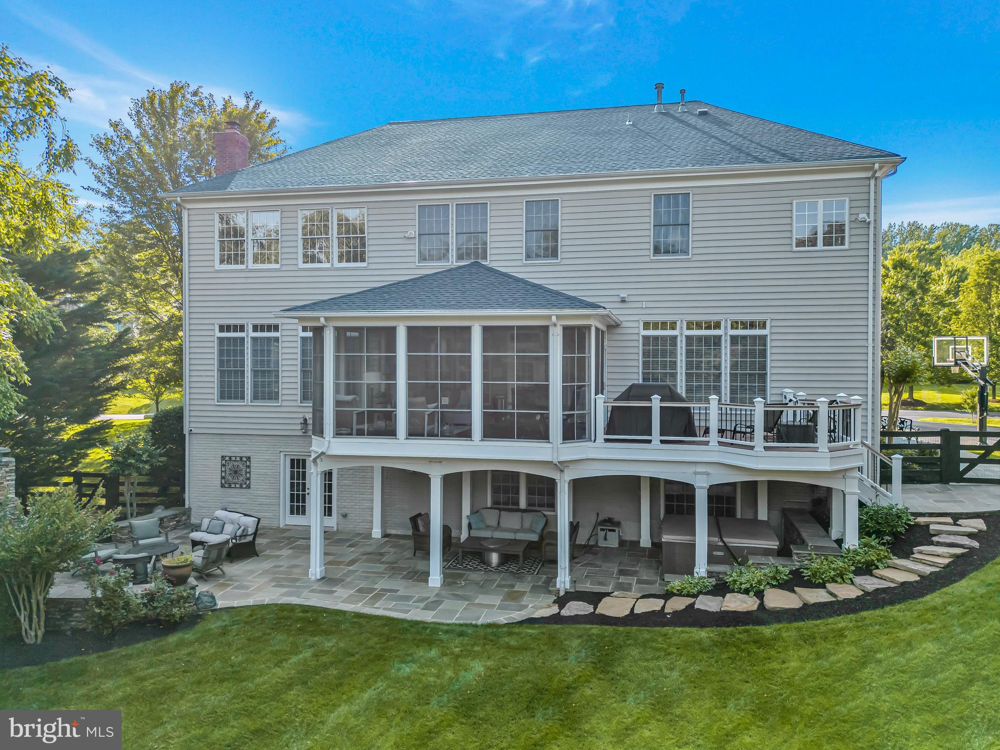 LENAH RUN - Residential