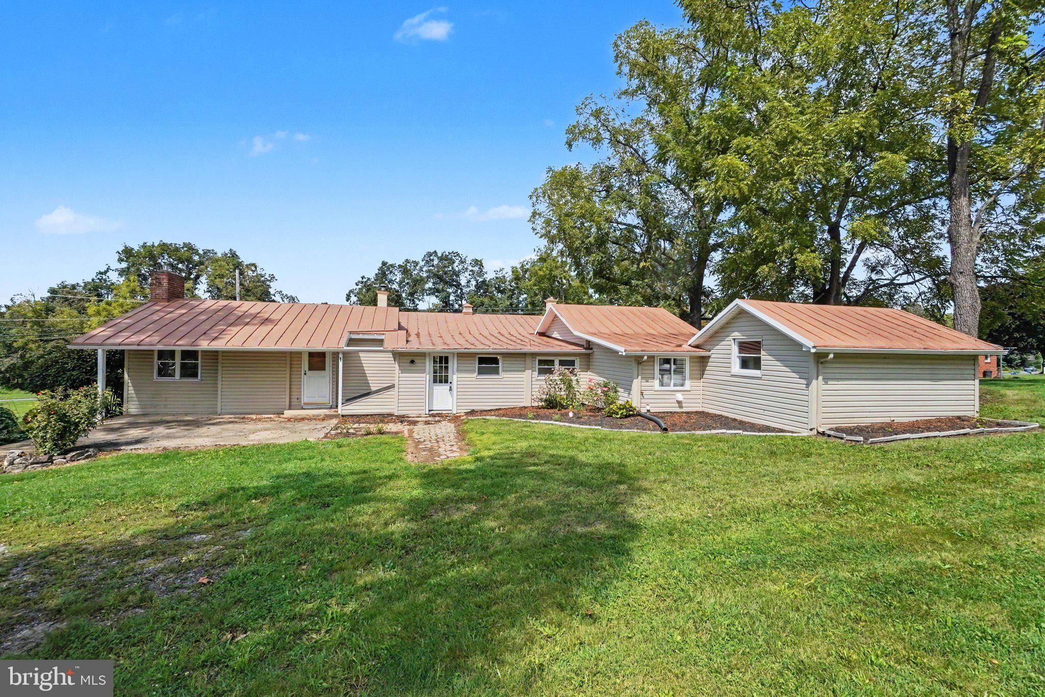 731 RANGE END ROAD