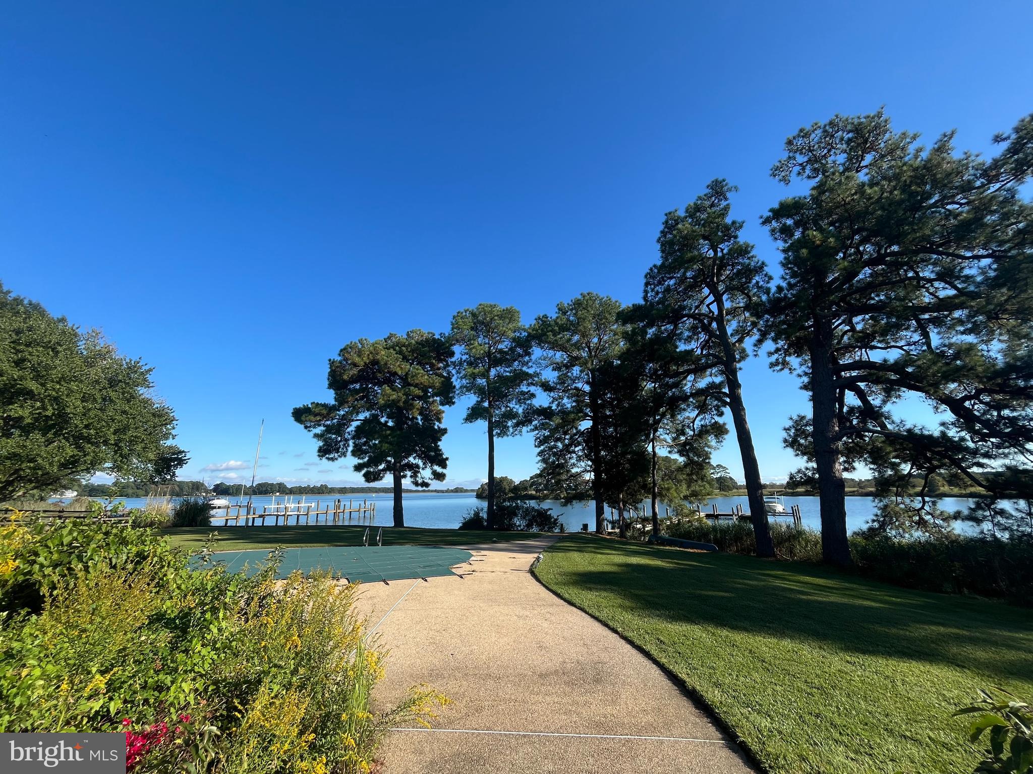 NORTH POINT - Residential