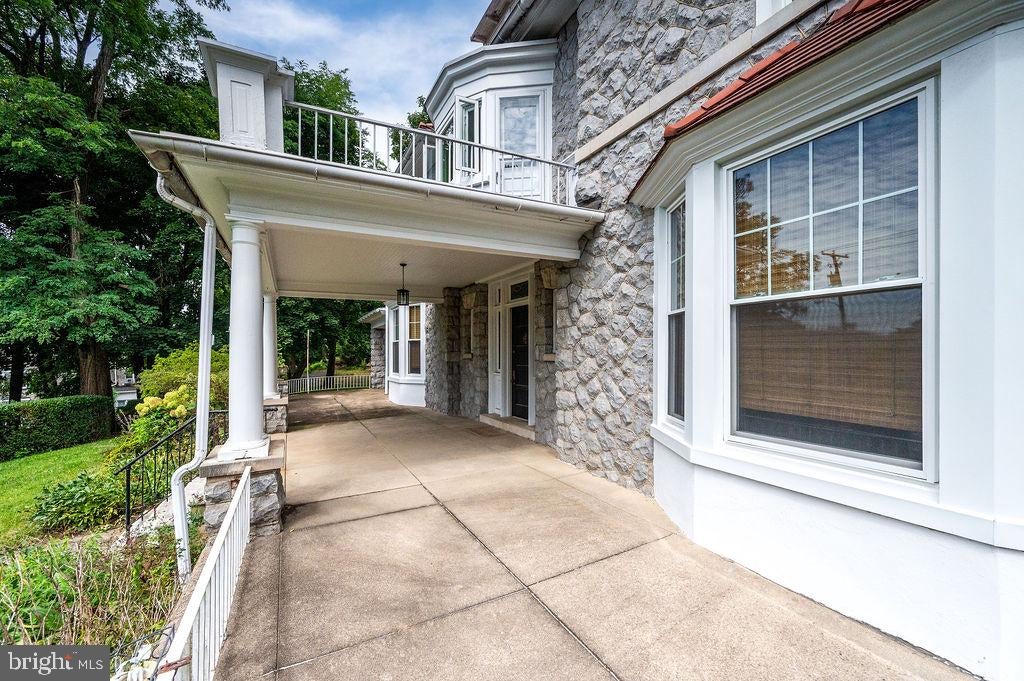 1501 HILL ROAD