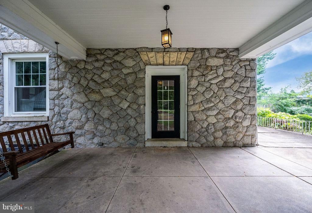 1501 HILL ROAD