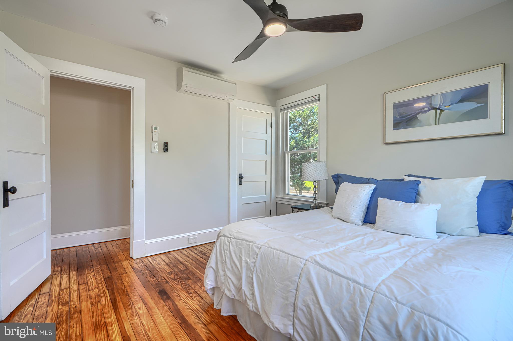 BROAD ACRES - Residential