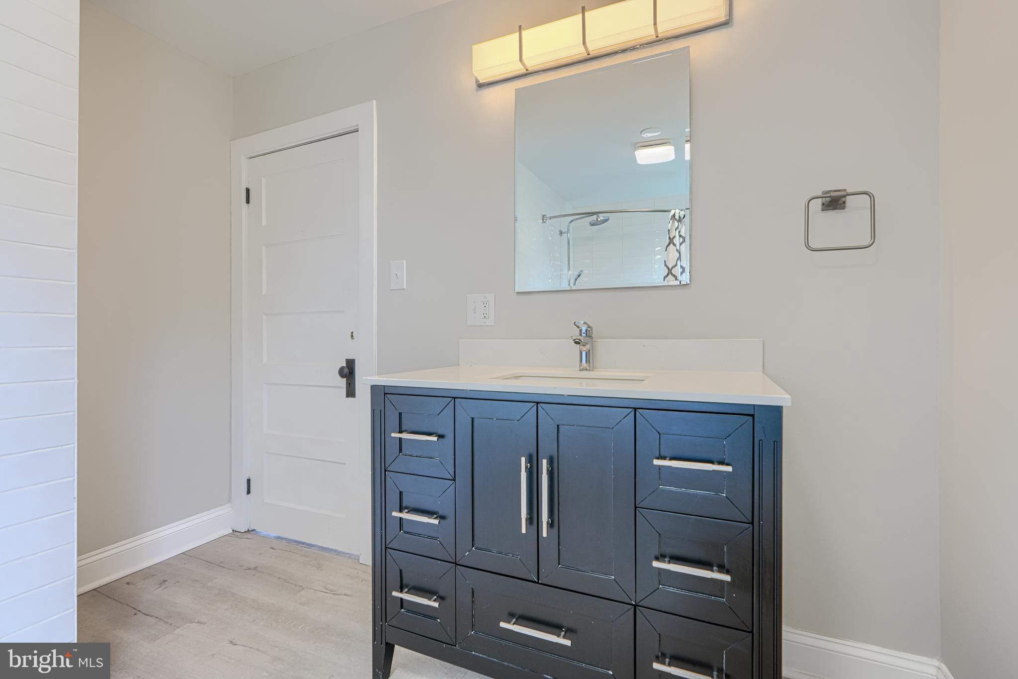 BROAD ACRES - Residential