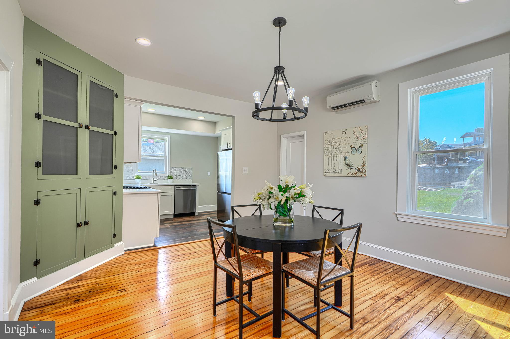 BROAD ACRES - Residential