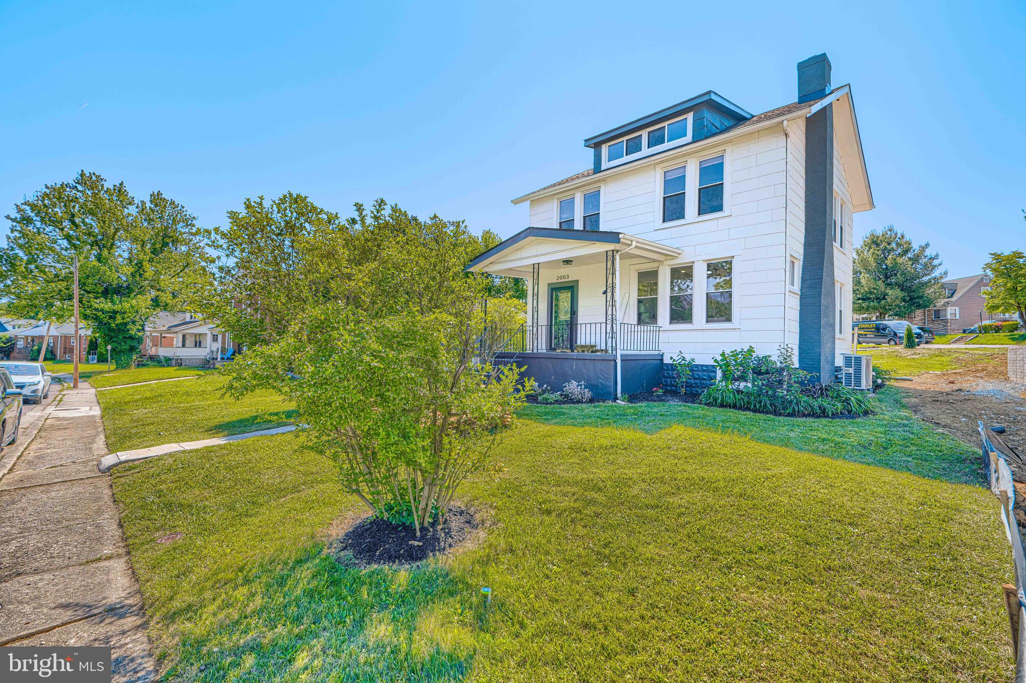BROAD ACRES - Residential