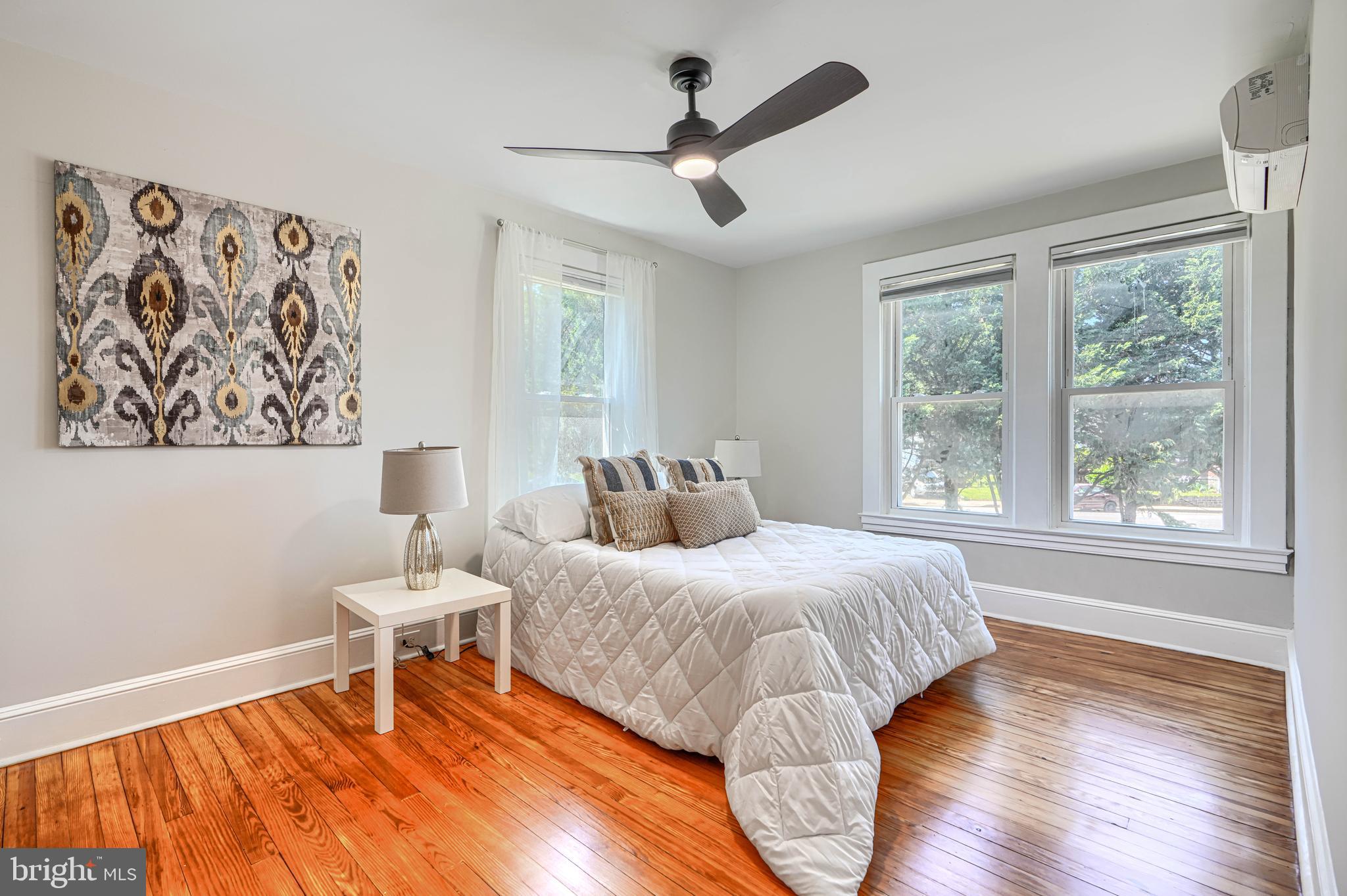 BROAD ACRES - Residential