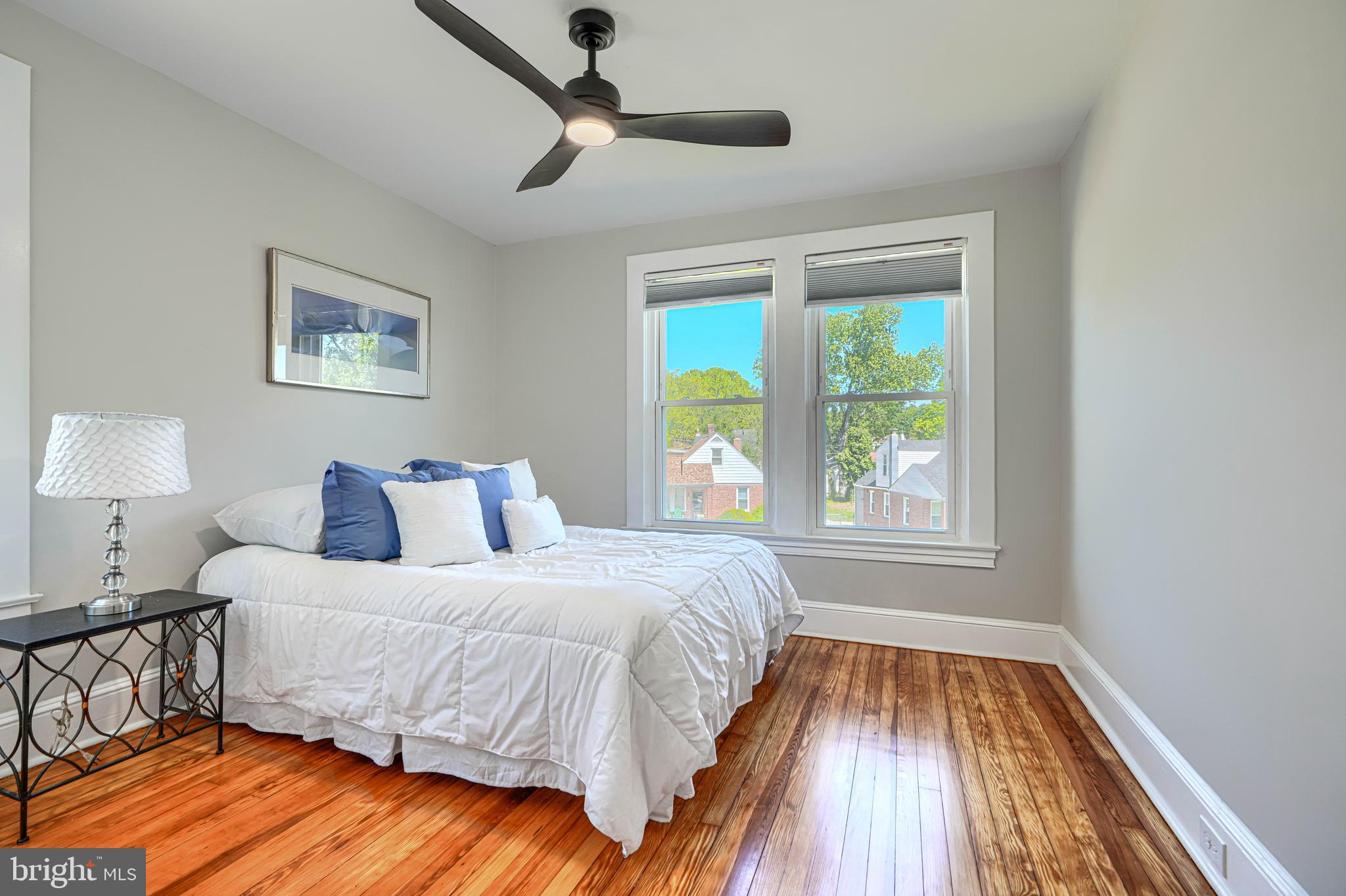 BROAD ACRES - Residential