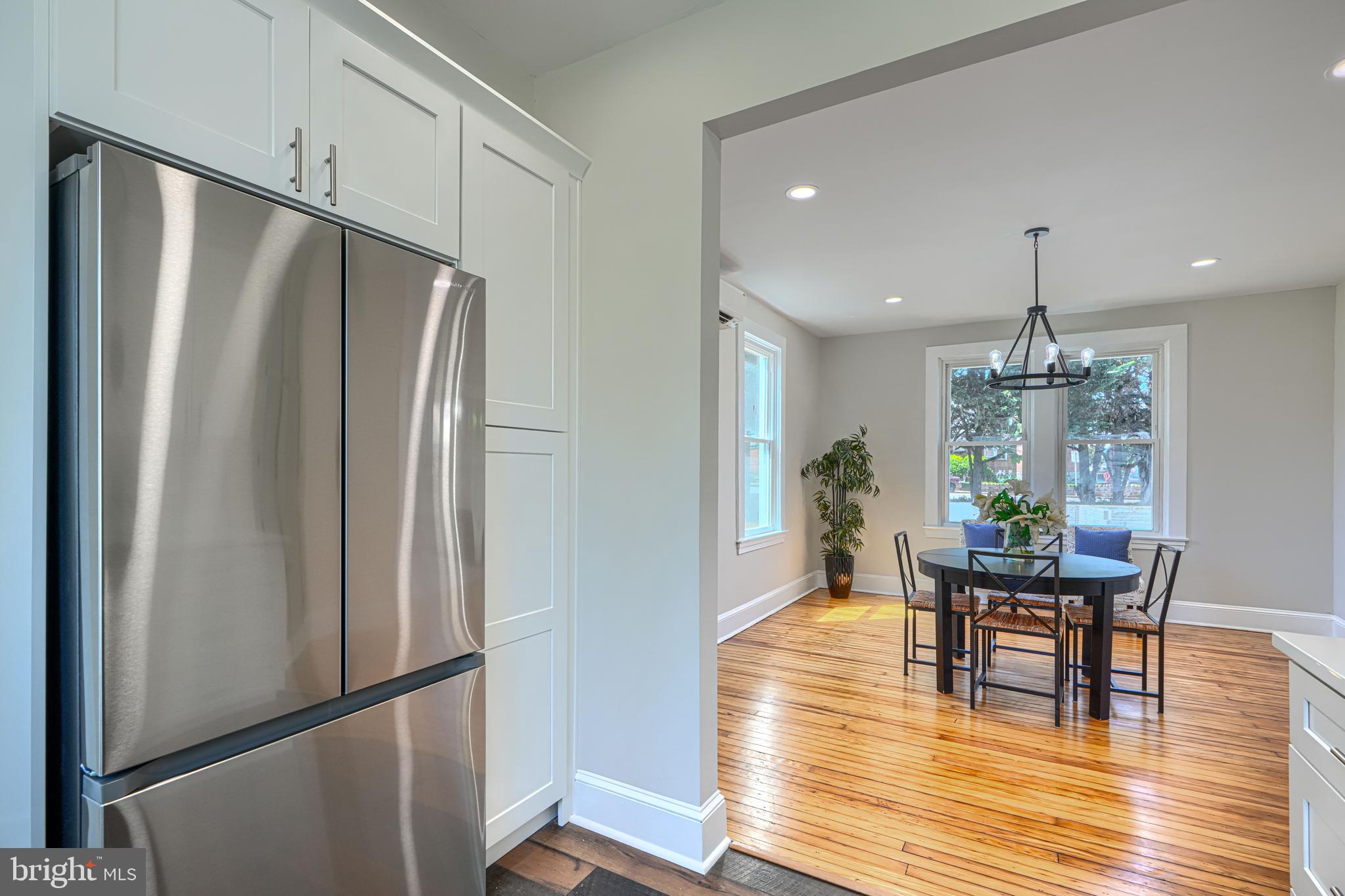 BROAD ACRES - Residential