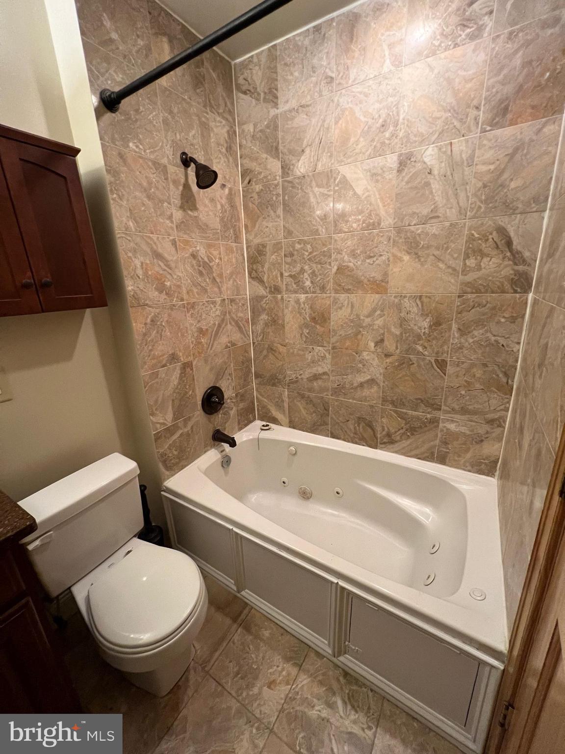 MOUNT VERNON PLACE HISTORIC DISTRICT - Residential Lease