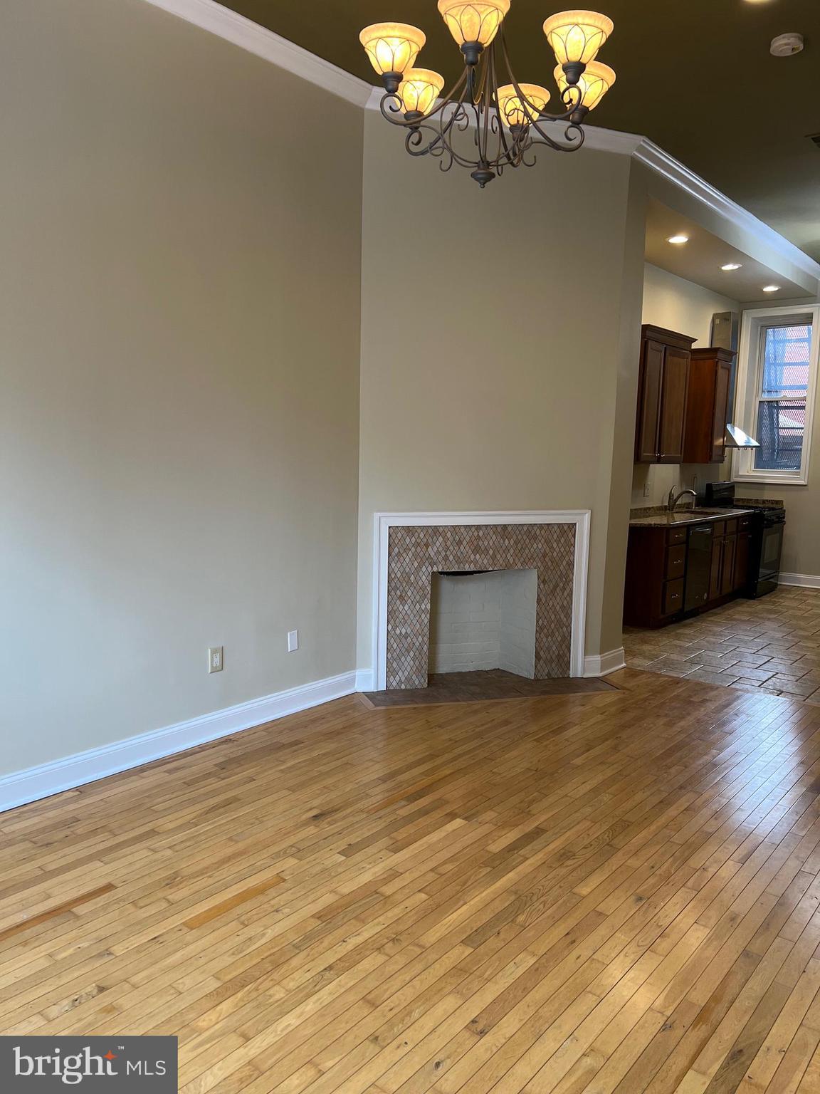 MOUNT VERNON PLACE HISTORIC DISTRICT - Residential Lease