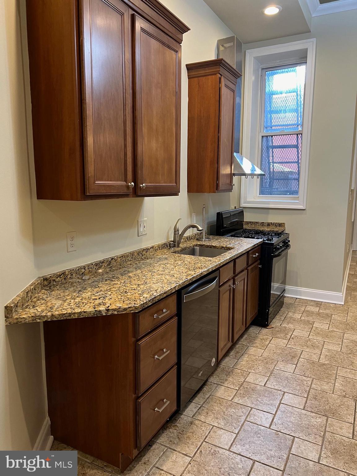 MOUNT VERNON PLACE HISTORIC DISTRICT - Residential Lease