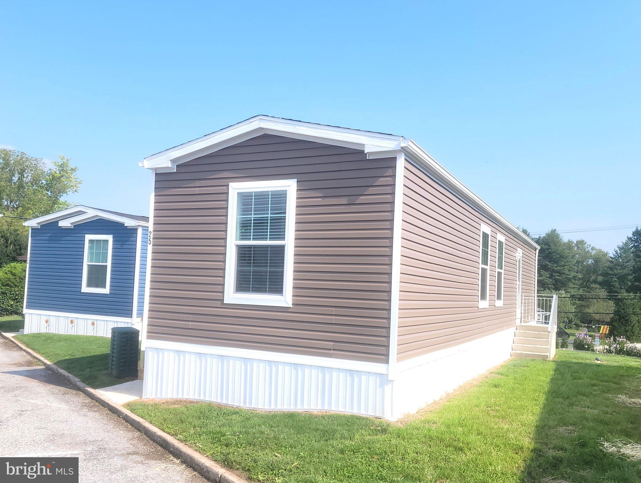 25 JOSEPH AVENUE