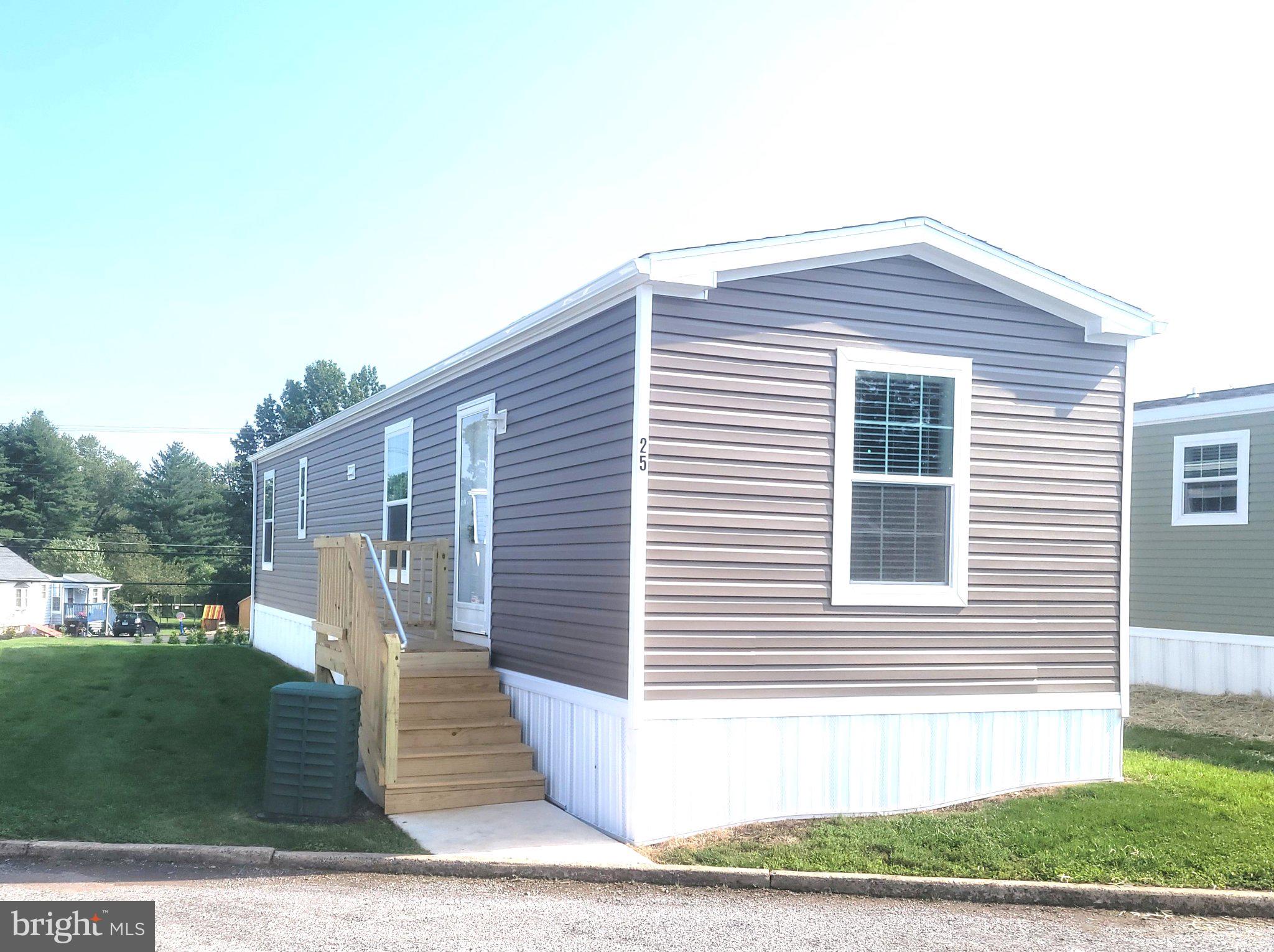 25 JOSEPH AVENUE