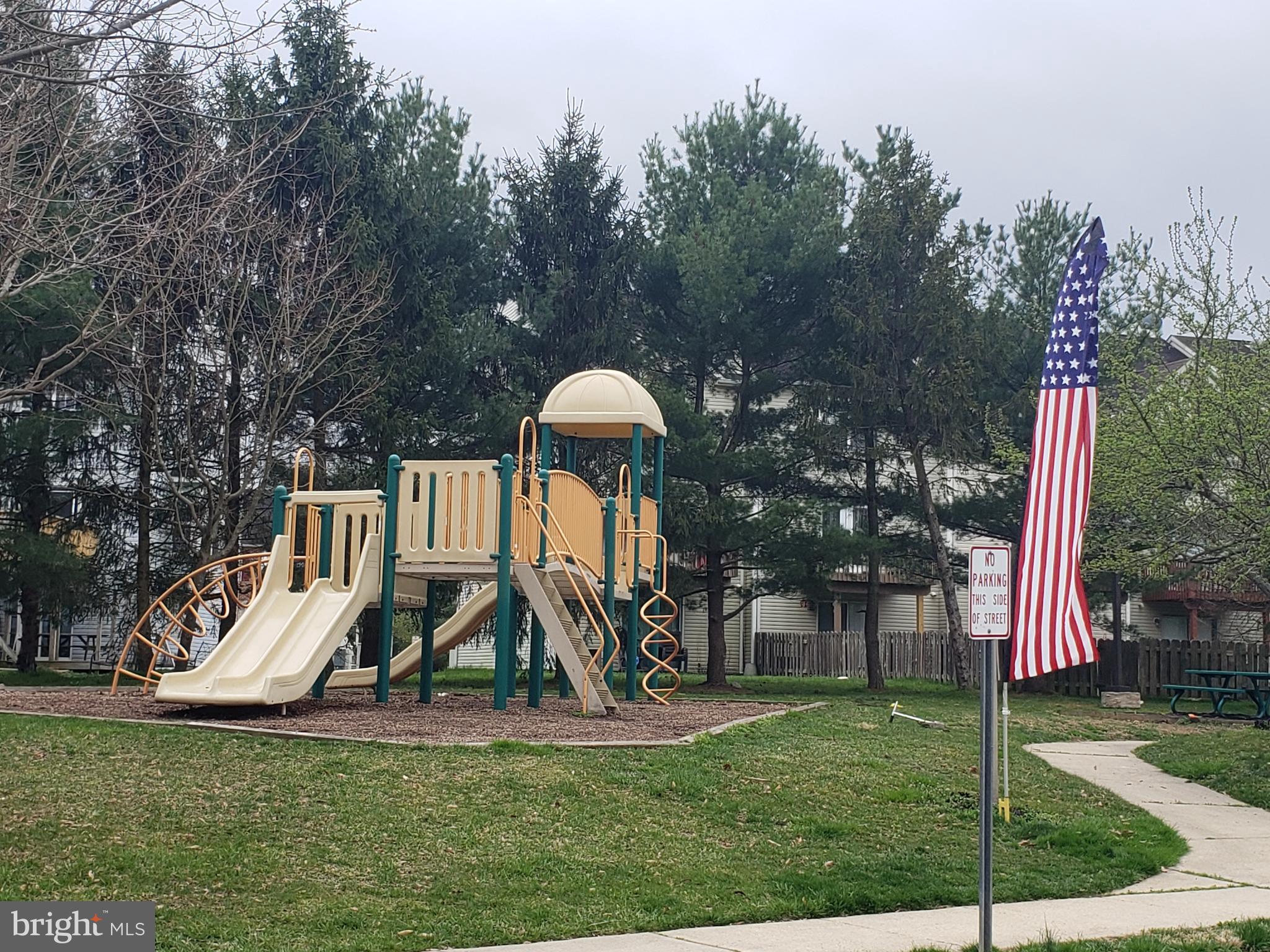 PERSIMMON CREEK - Residential