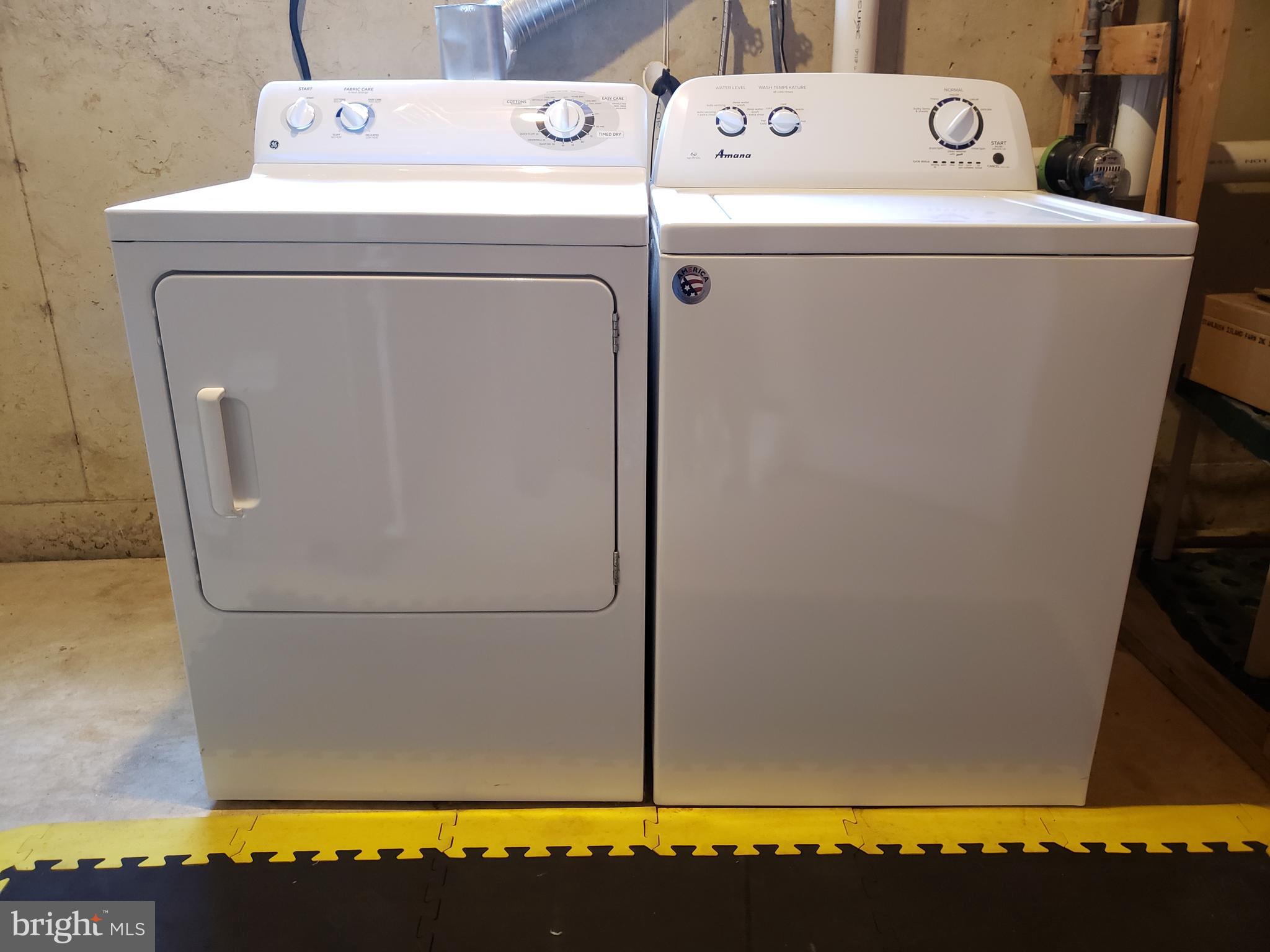 PERSIMMON CREEK - Residential