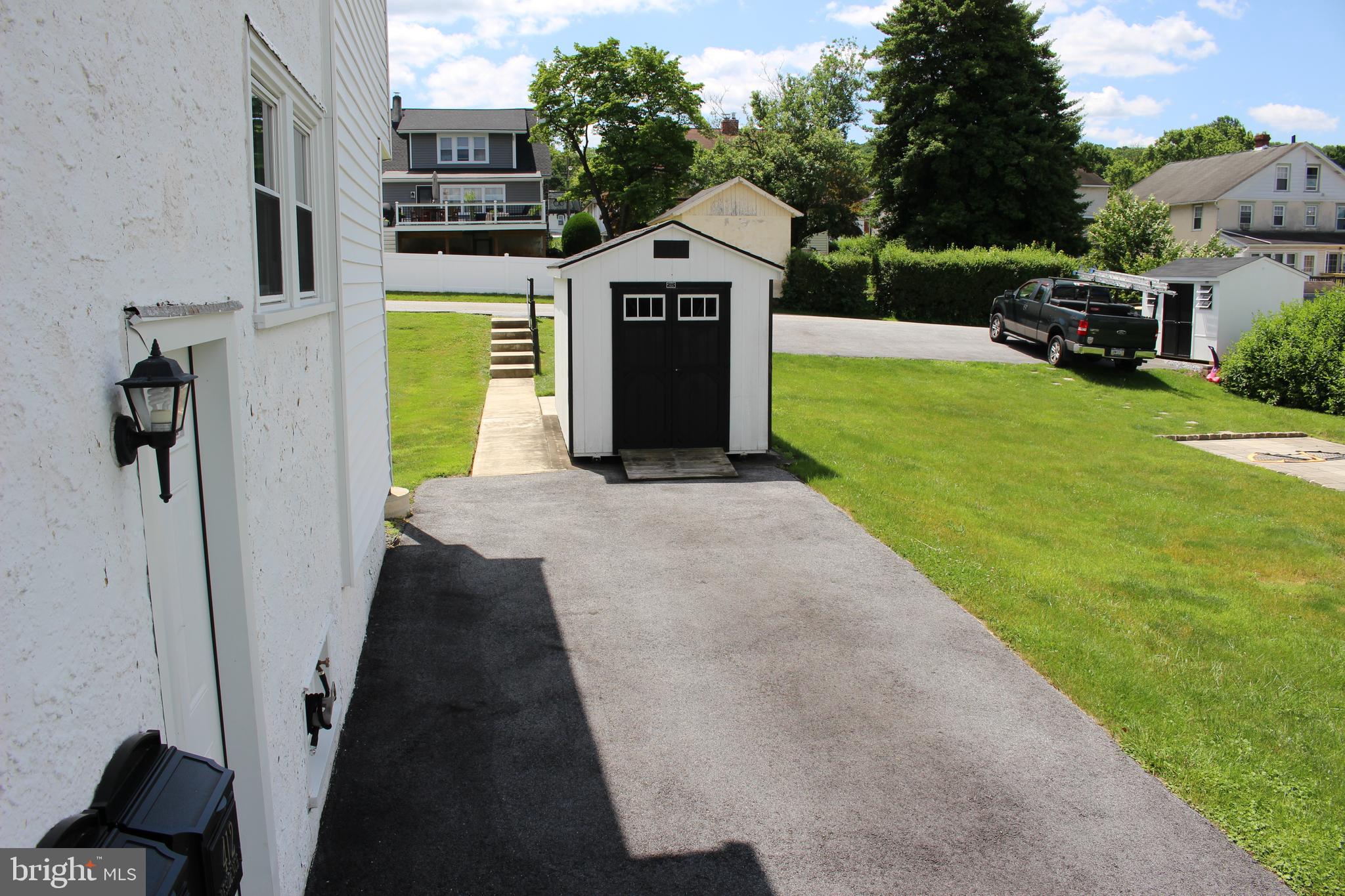 DOWNINGTOWN BORO - Residential Lease