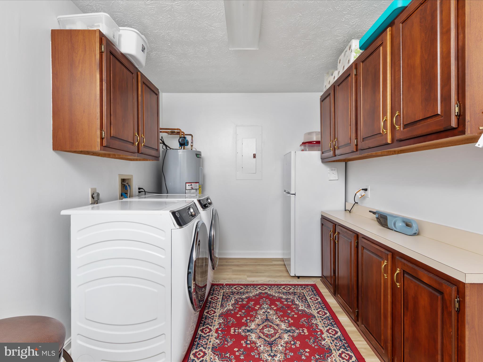 AY VIEW ESTATES - Residential