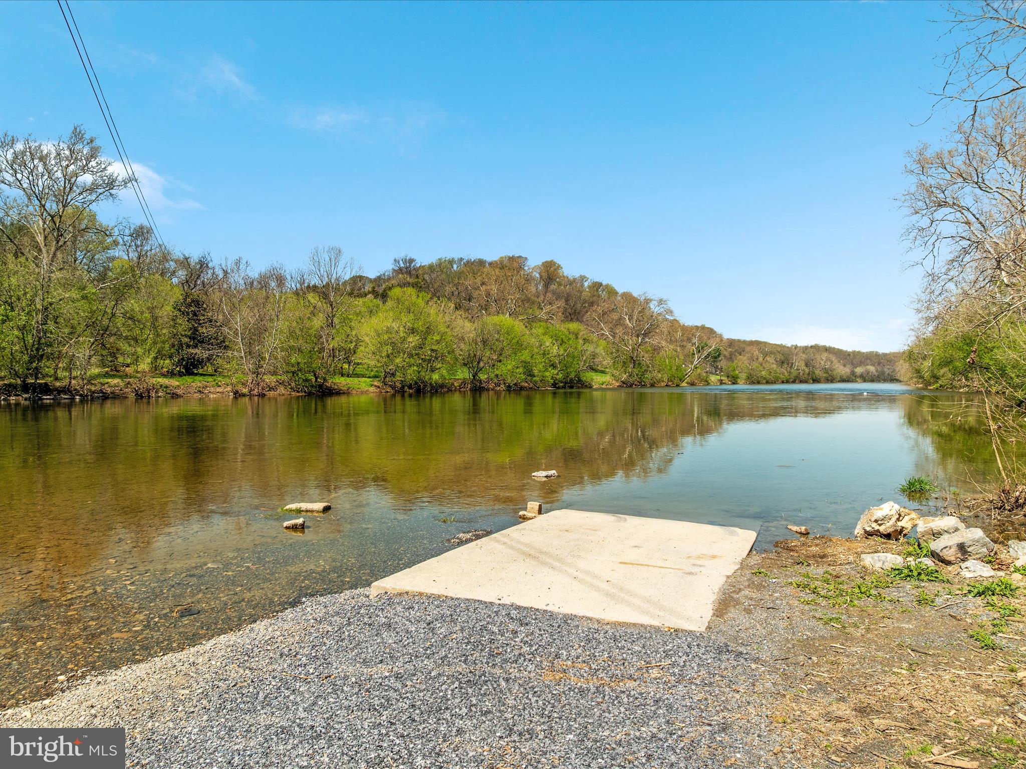 AY VIEW ESTATES - Residential