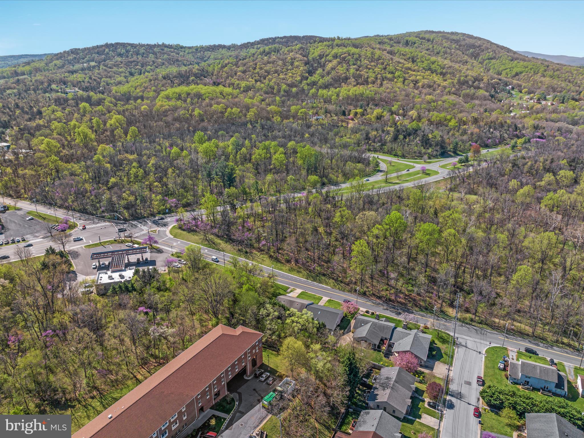 AY VIEW ESTATES - Residential