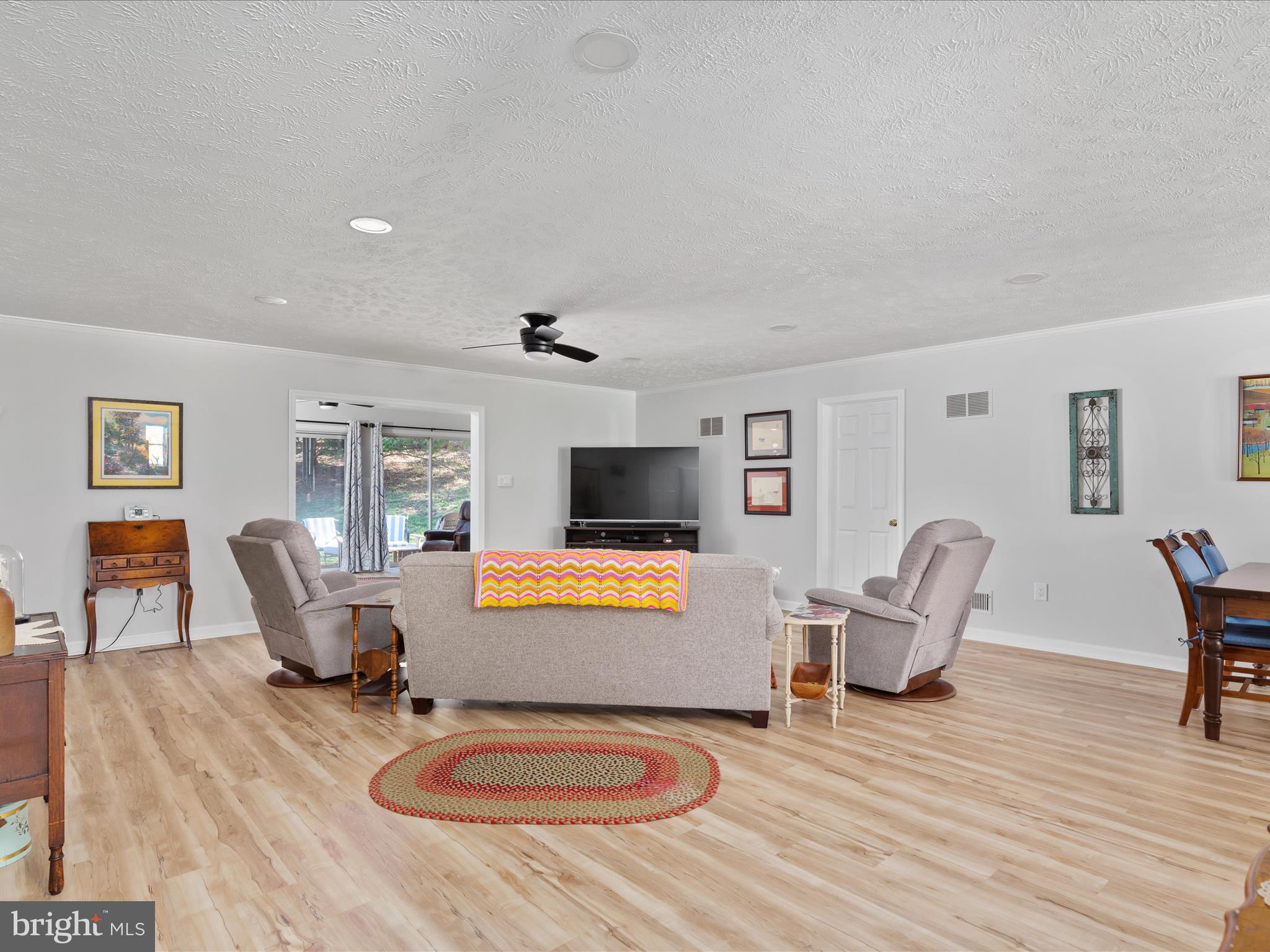 AY VIEW ESTATES - Residential