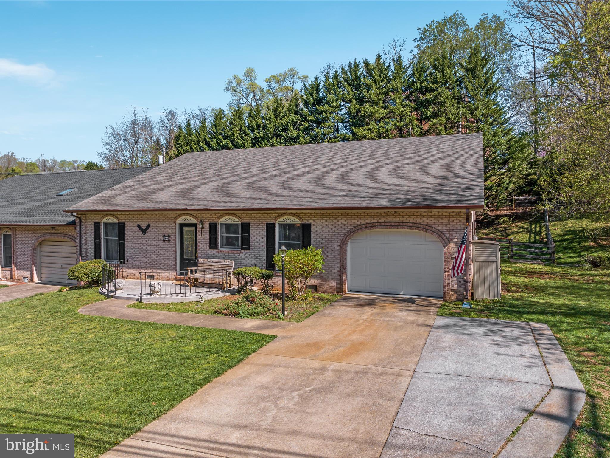 AY VIEW ESTATES - Residential