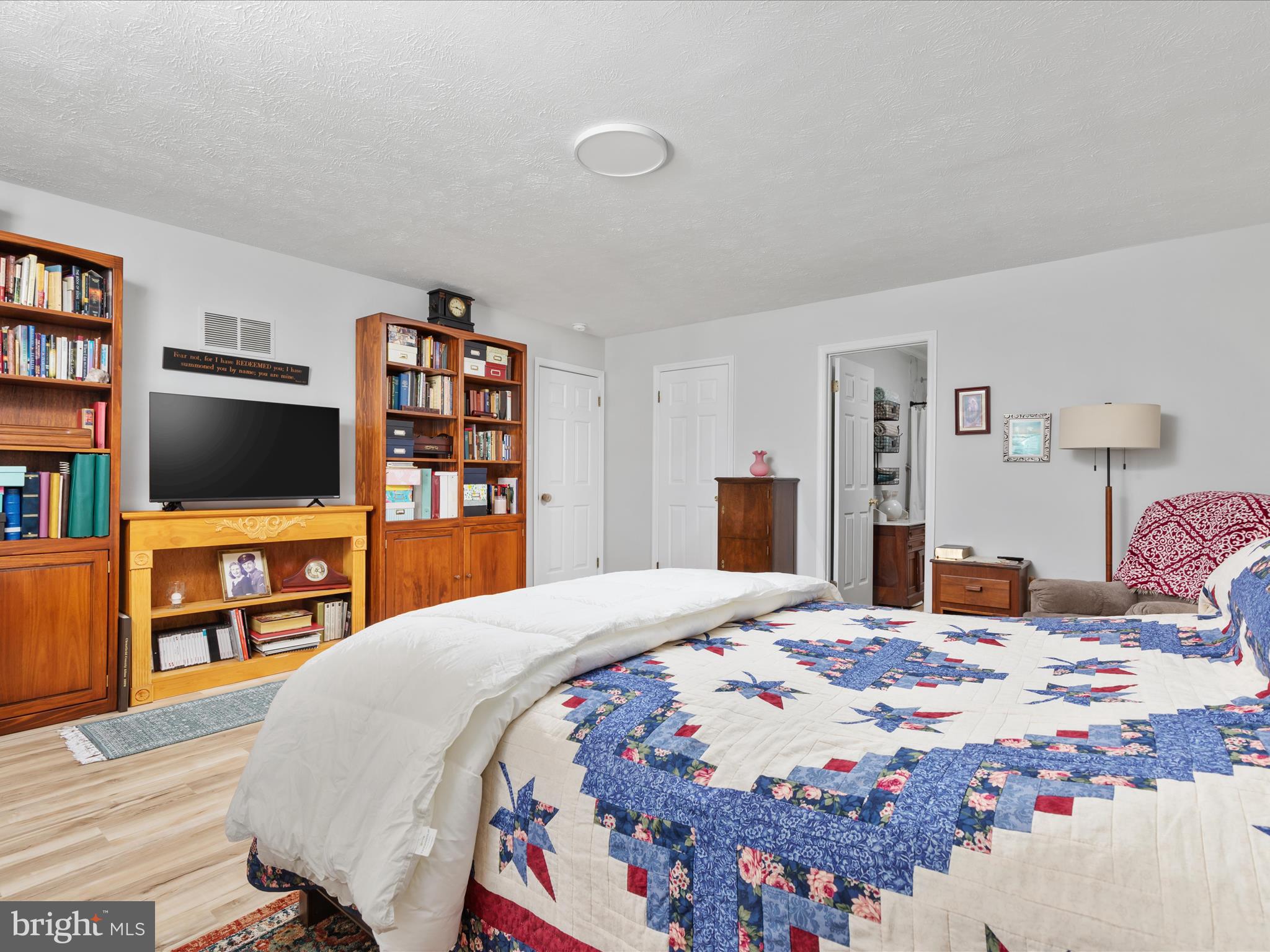 AY VIEW ESTATES - Residential