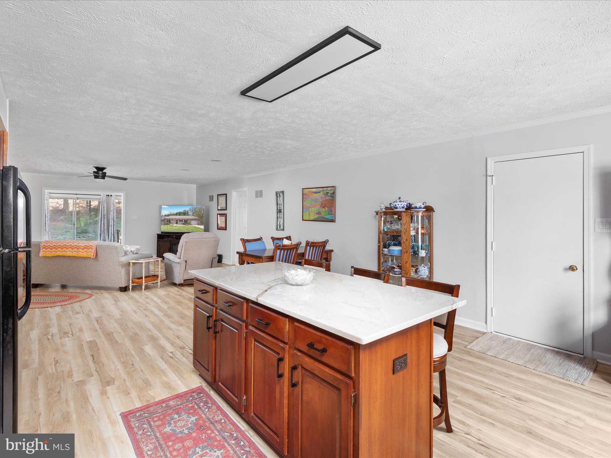 AY VIEW ESTATES - Residential