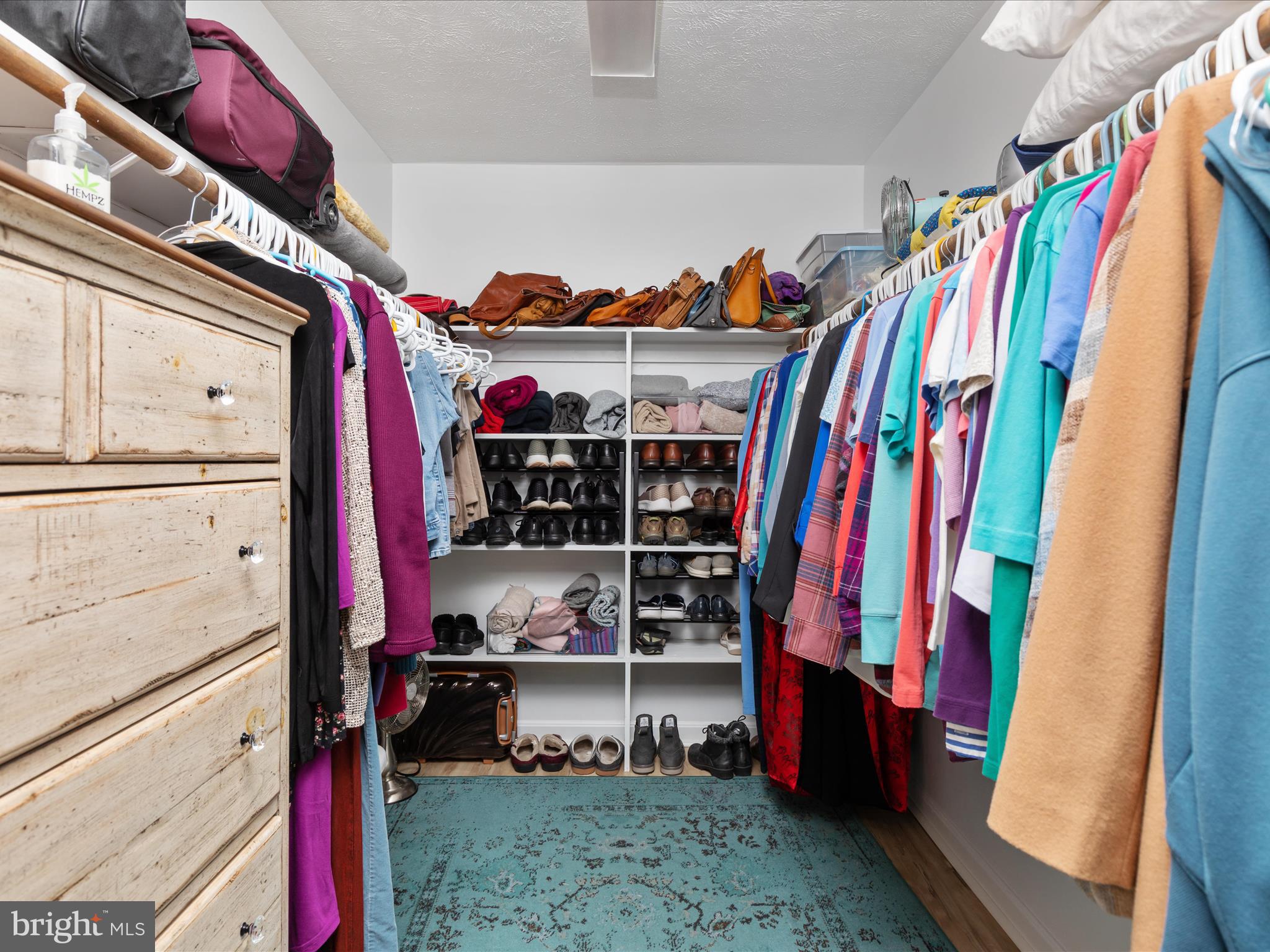 AY VIEW ESTATES - Residential