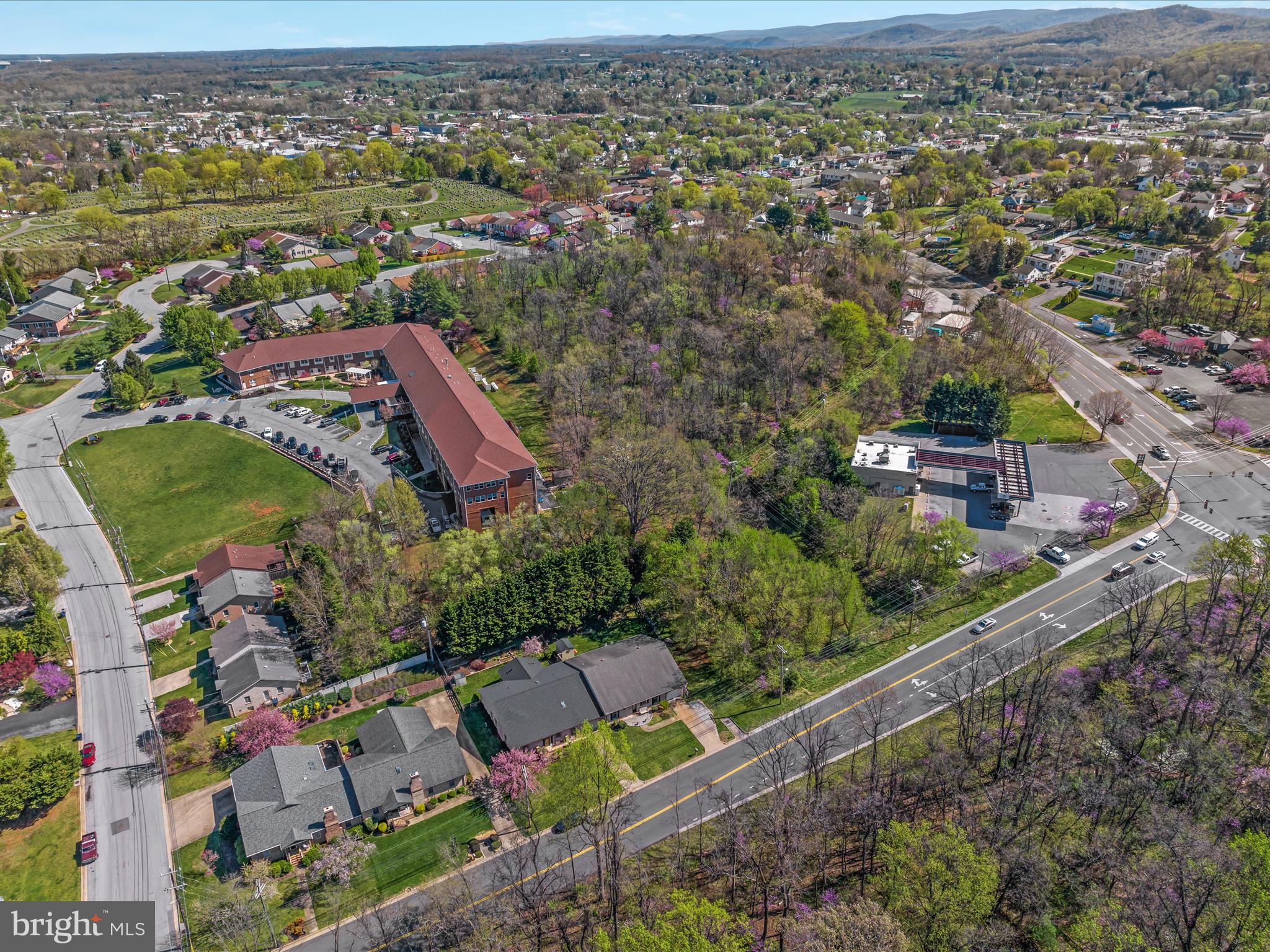 AY VIEW ESTATES - Residential