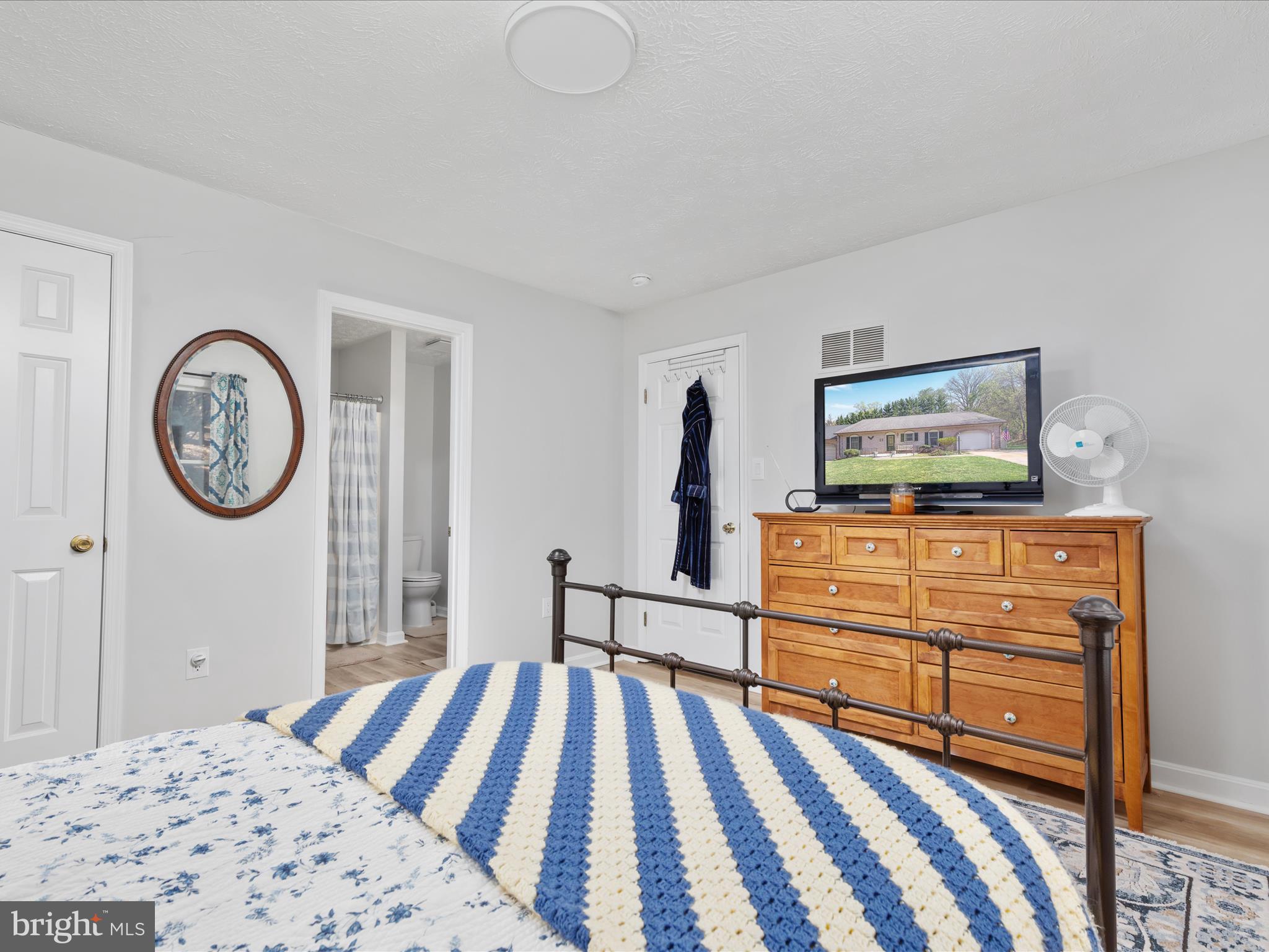 AY VIEW ESTATES - Residential