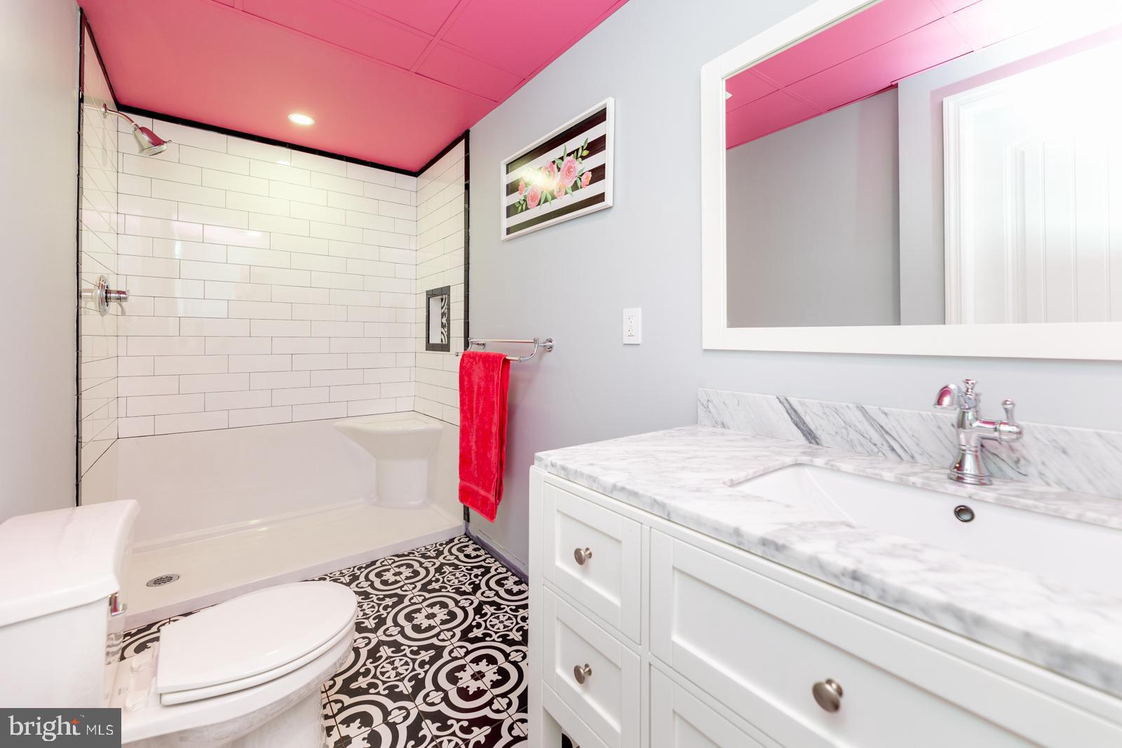 HUNTINGDON VALLEY - Residential