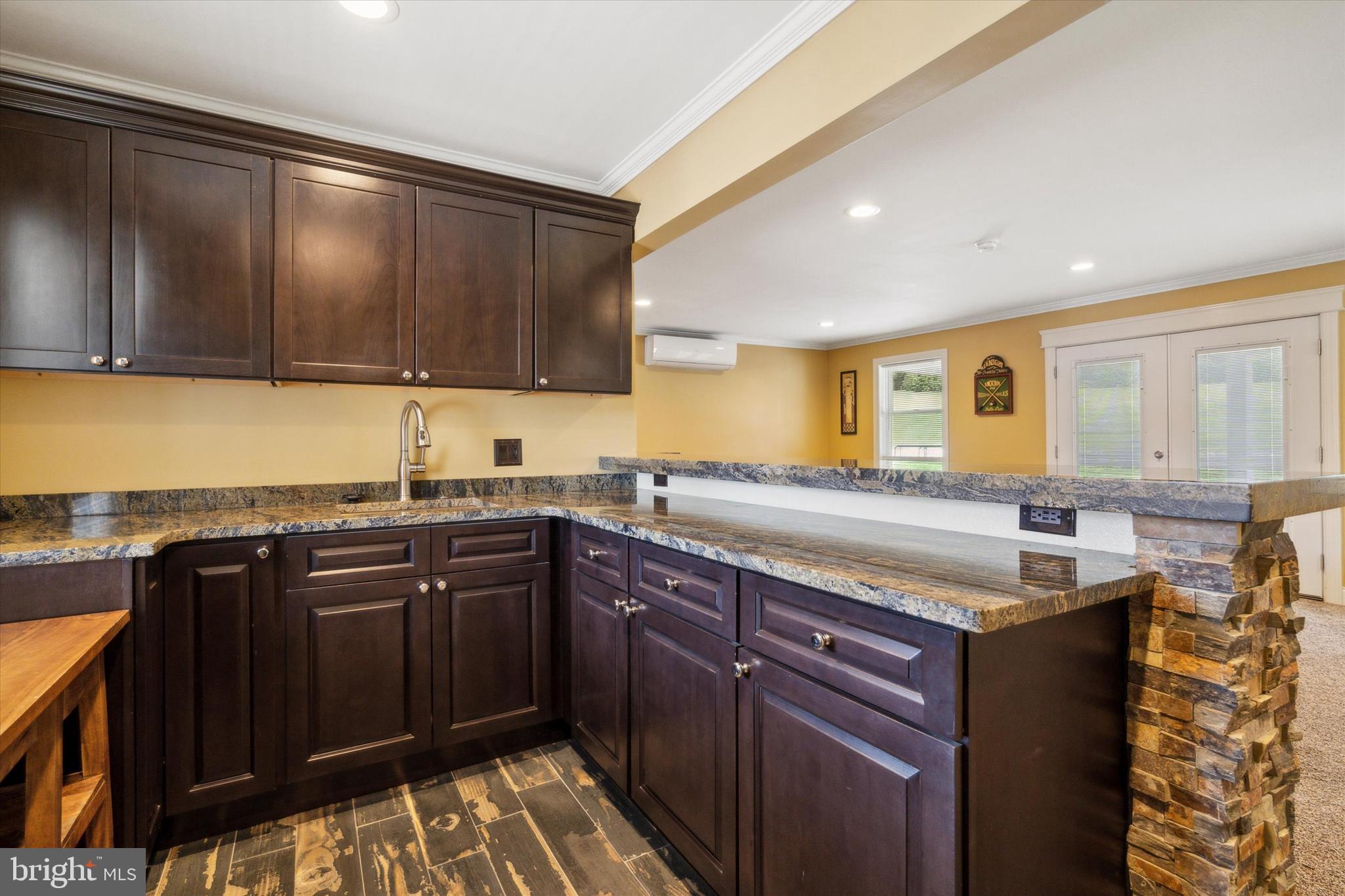 HUNTINGDON VALLEY - Residential