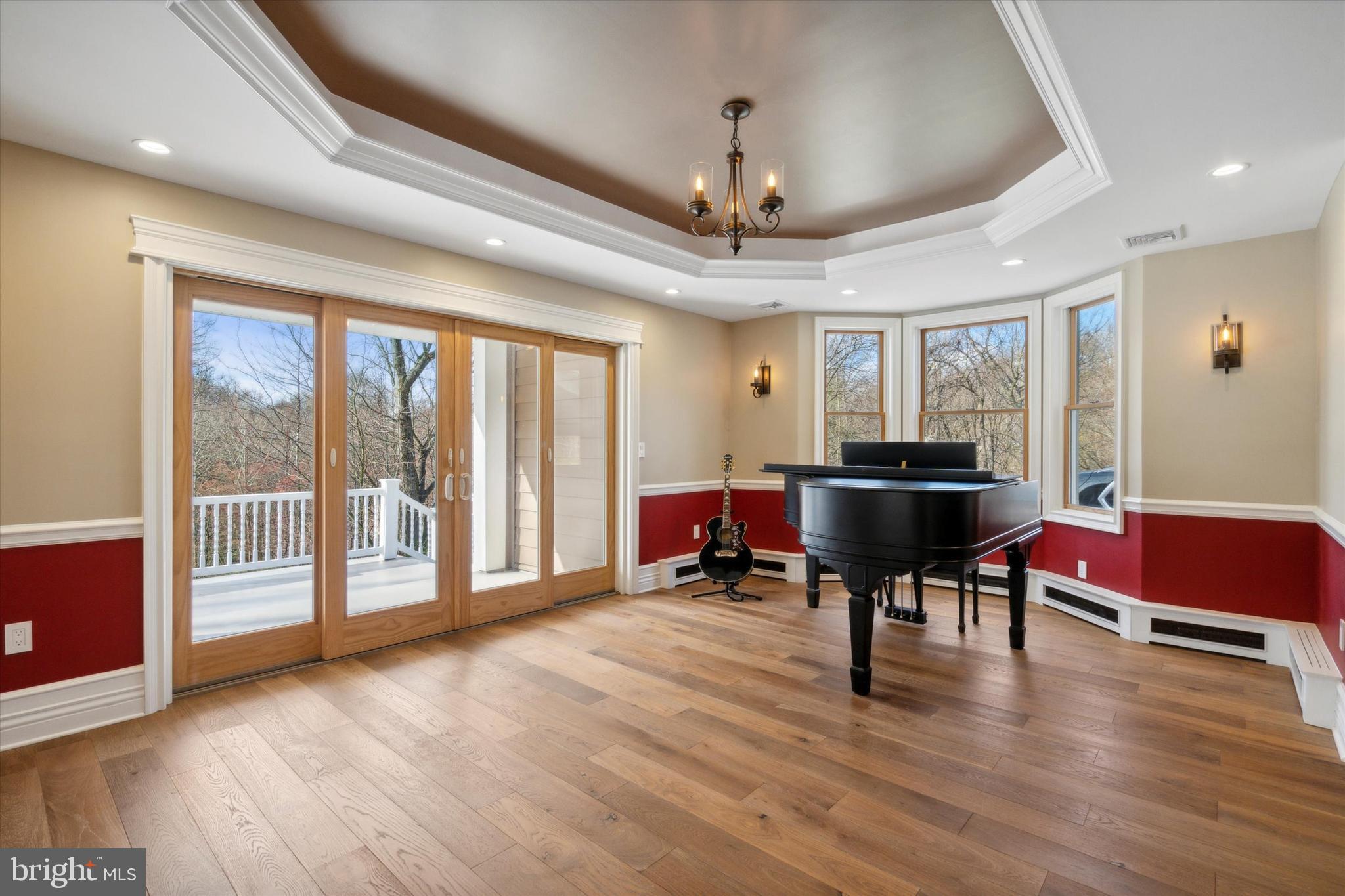 HUNTINGDON VALLEY - Residential