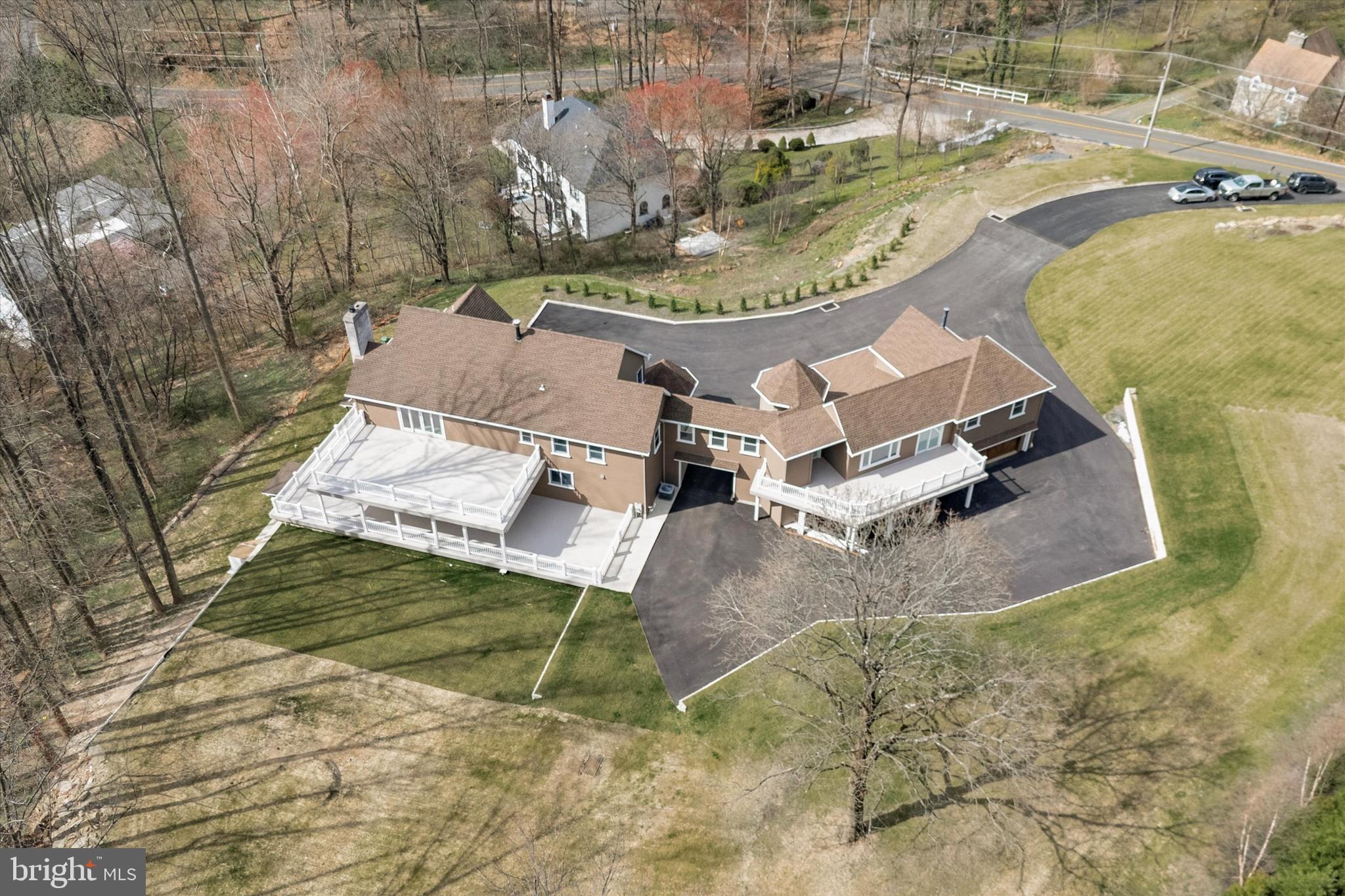 HUNTINGDON VALLEY - Residential