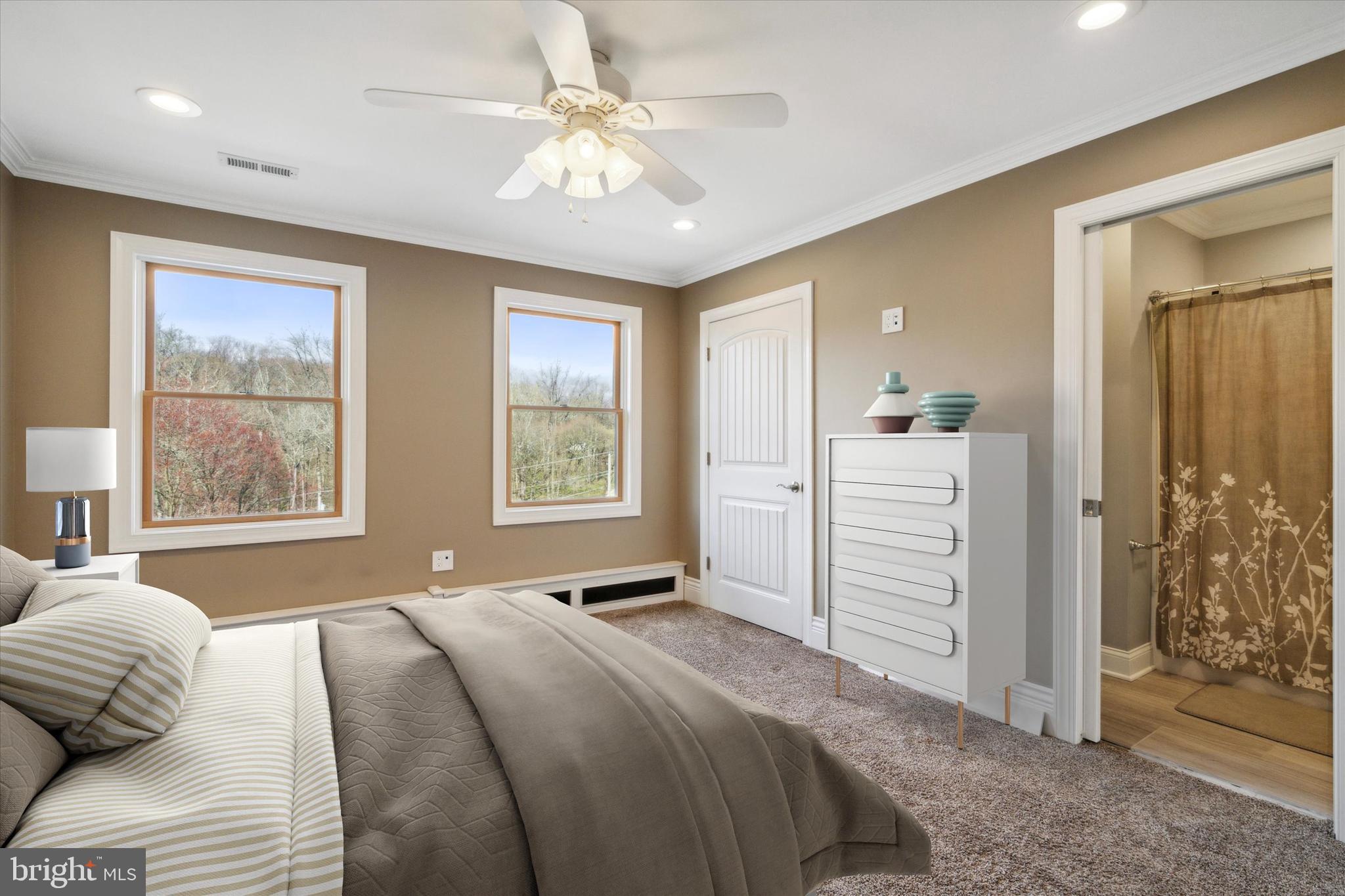 HUNTINGDON VALLEY - Residential