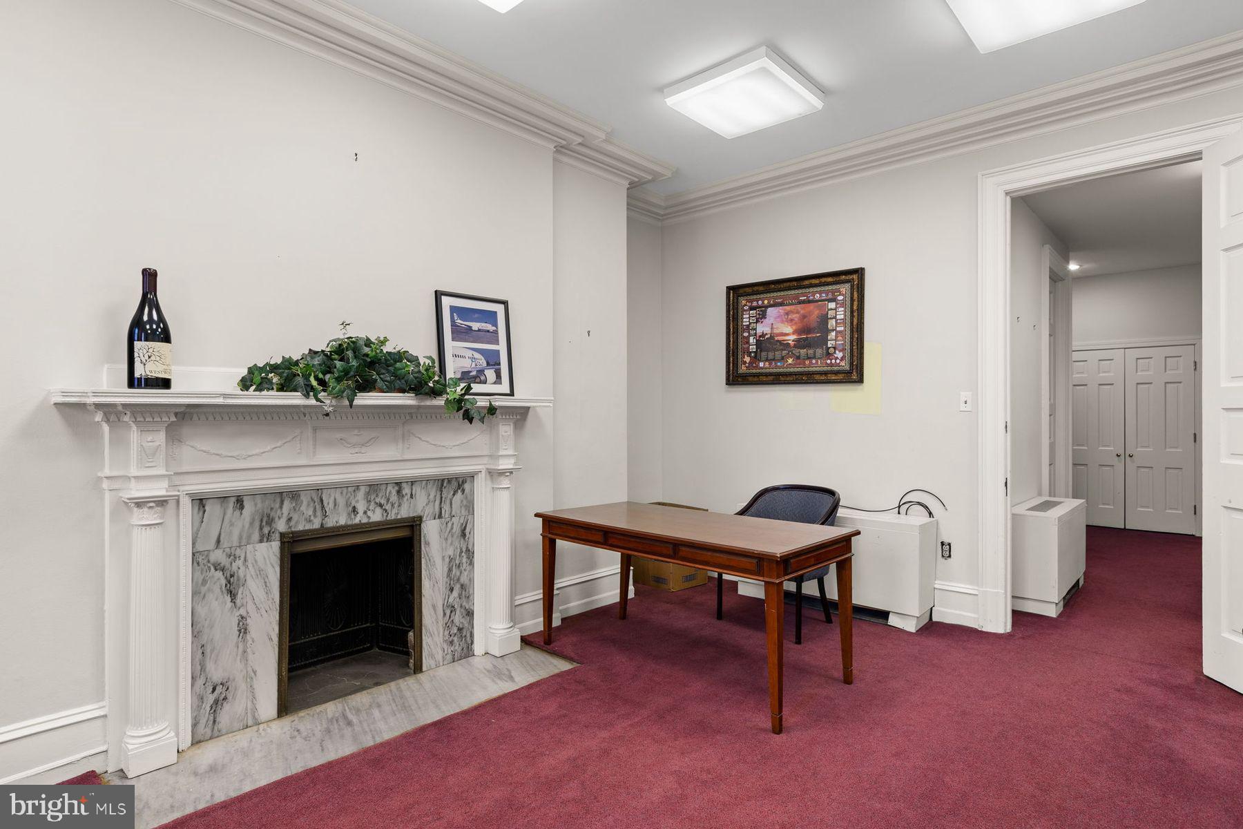 RITTENHOUSE SQUARE - Commercial Sale