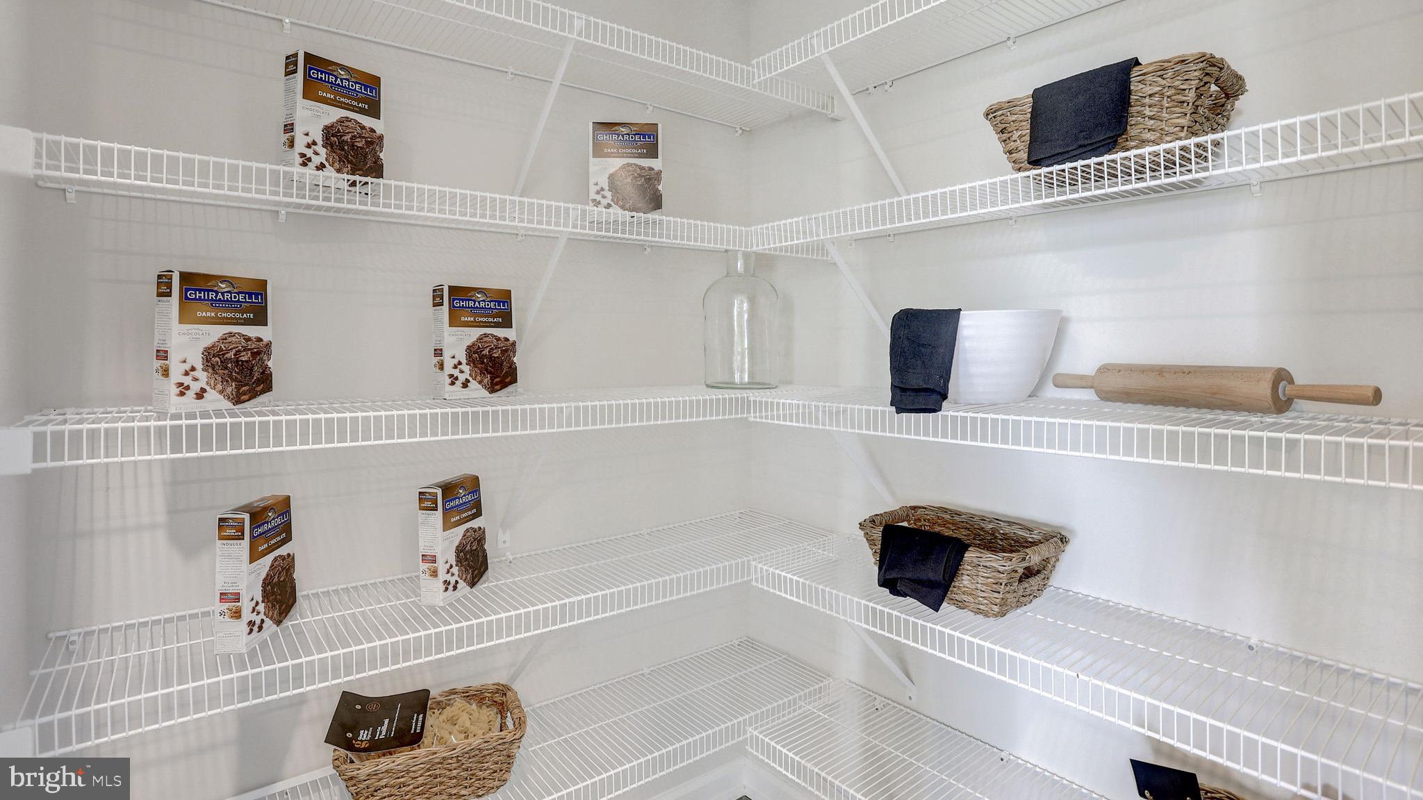 POTTSGROVE HUNT - Residential