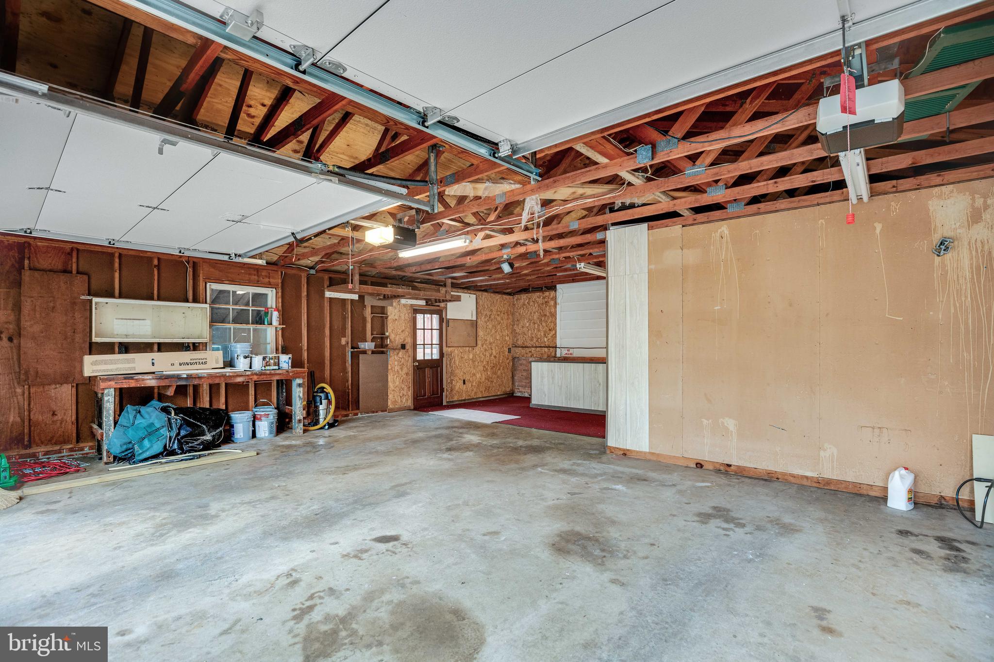 INGLESIDE - Residential