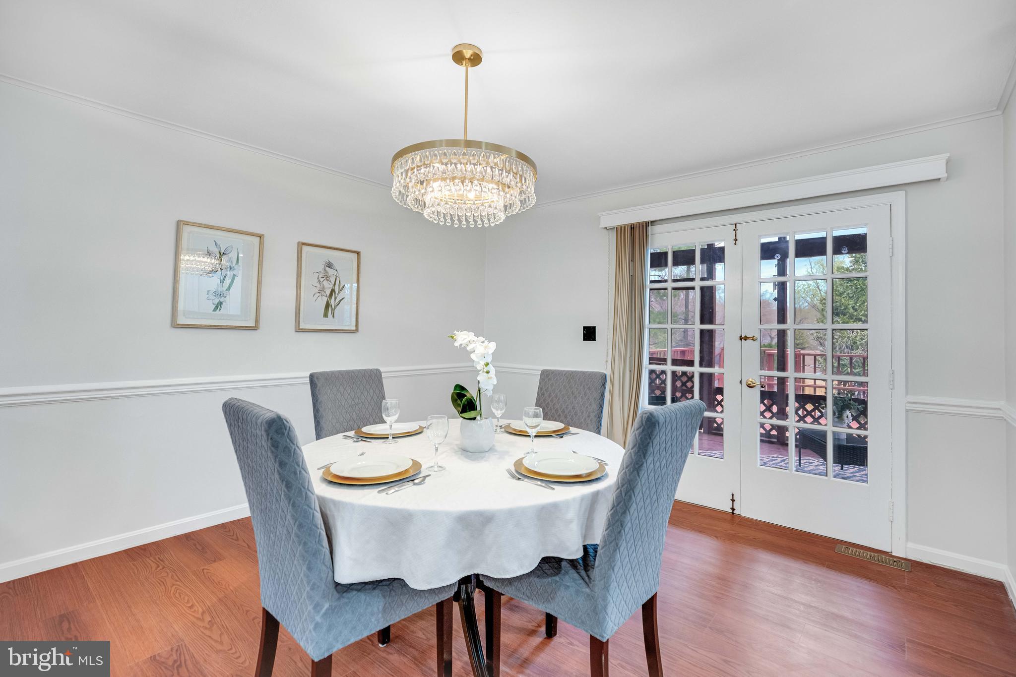 INGLESIDE - Residential