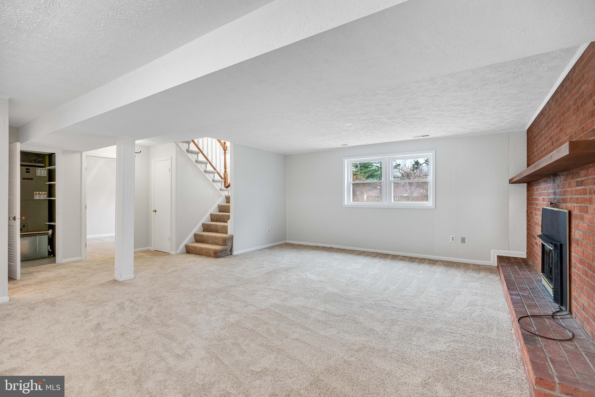 INGLESIDE - Residential