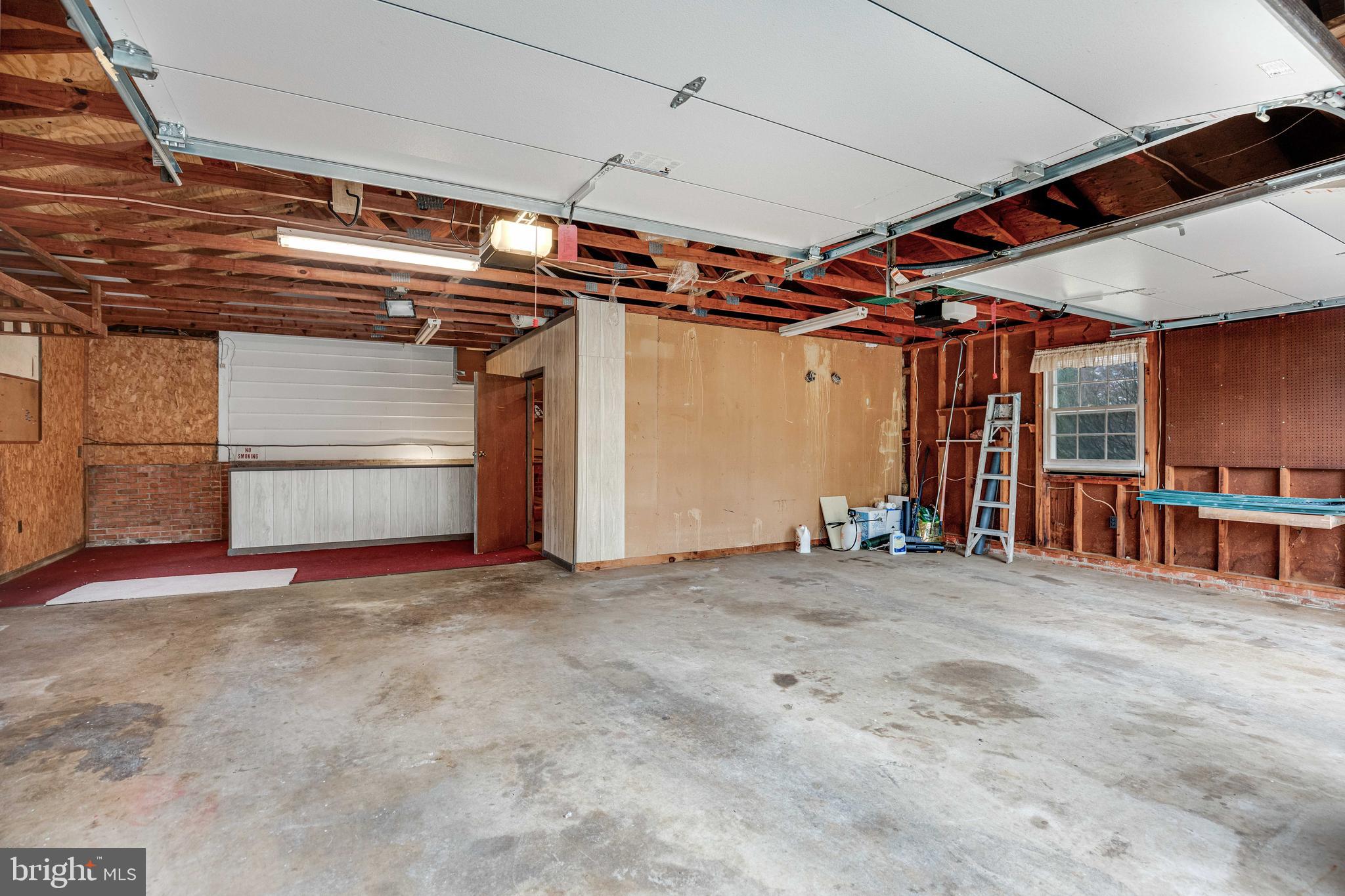 INGLESIDE - Residential