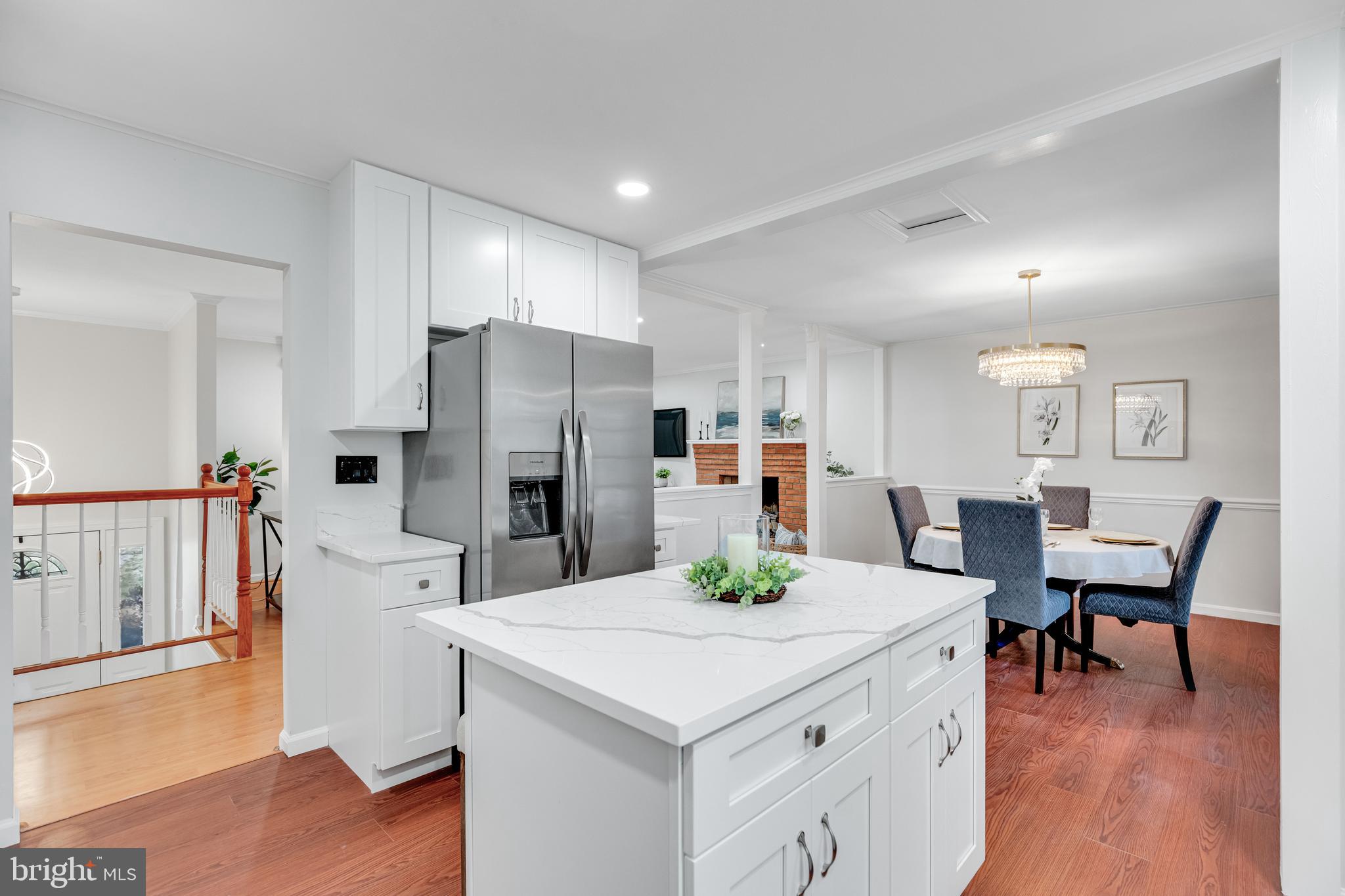 INGLESIDE - Residential