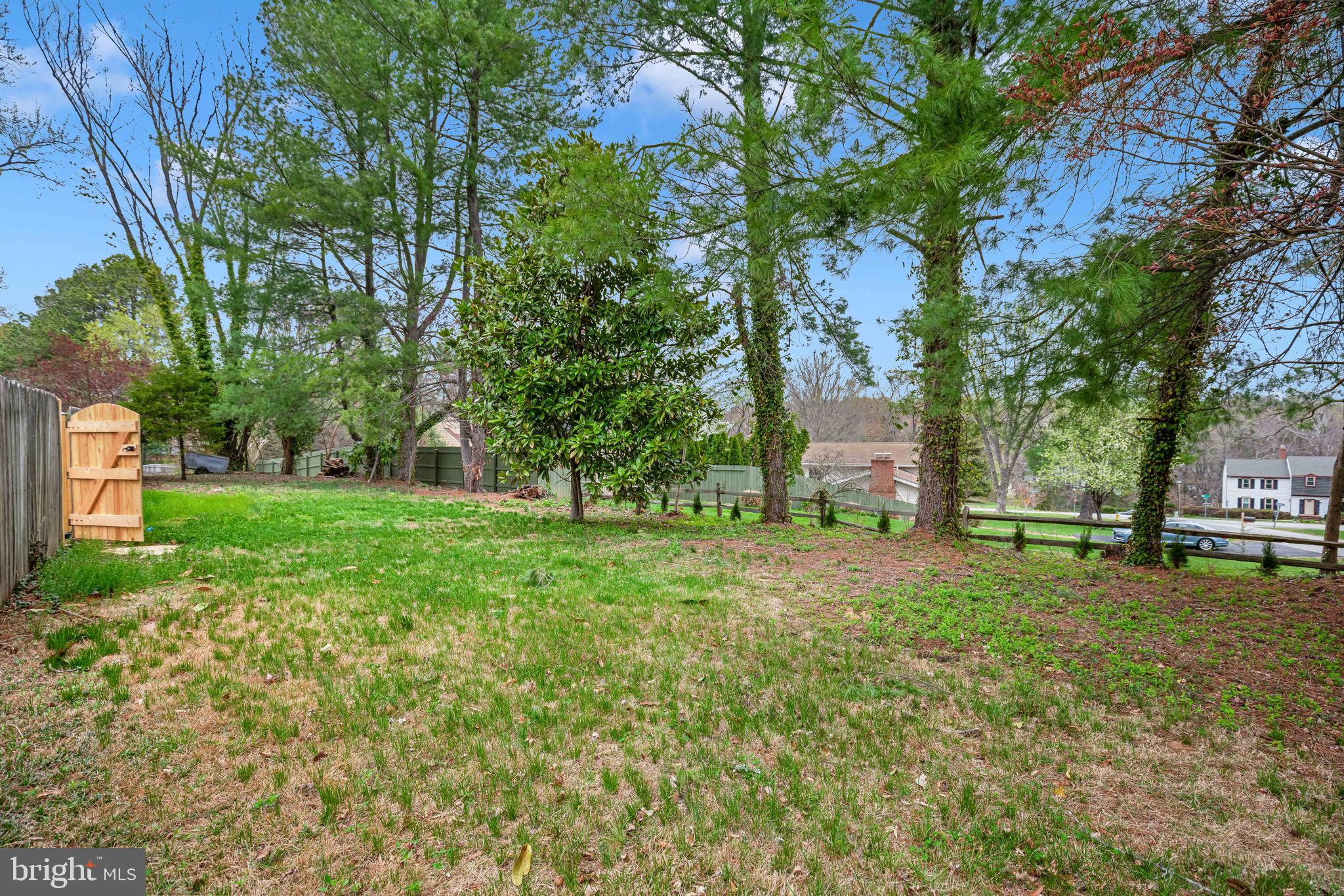 INGLESIDE - Residential