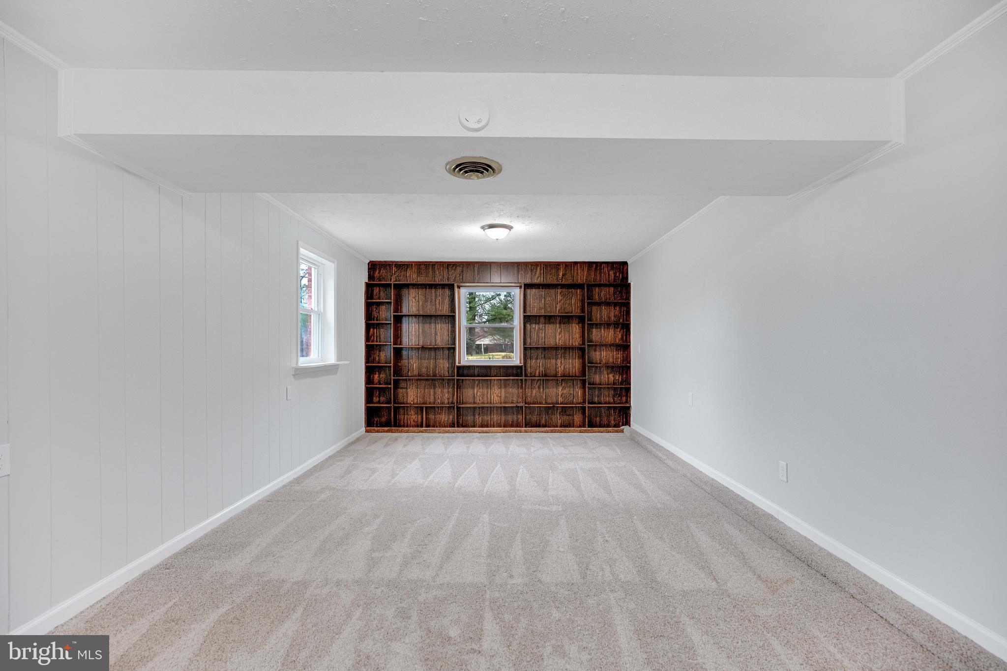 INGLESIDE - Residential