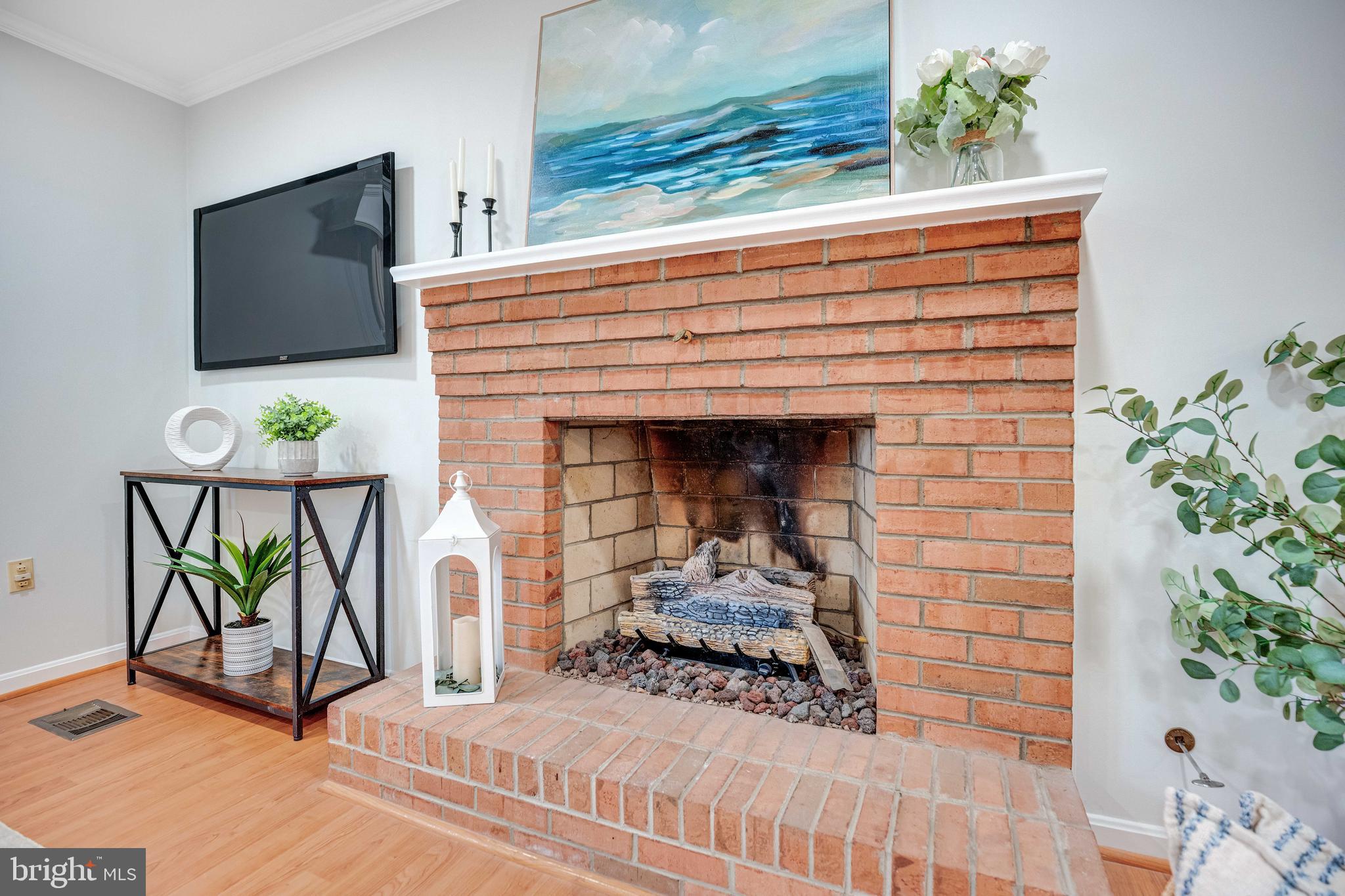 INGLESIDE - Residential